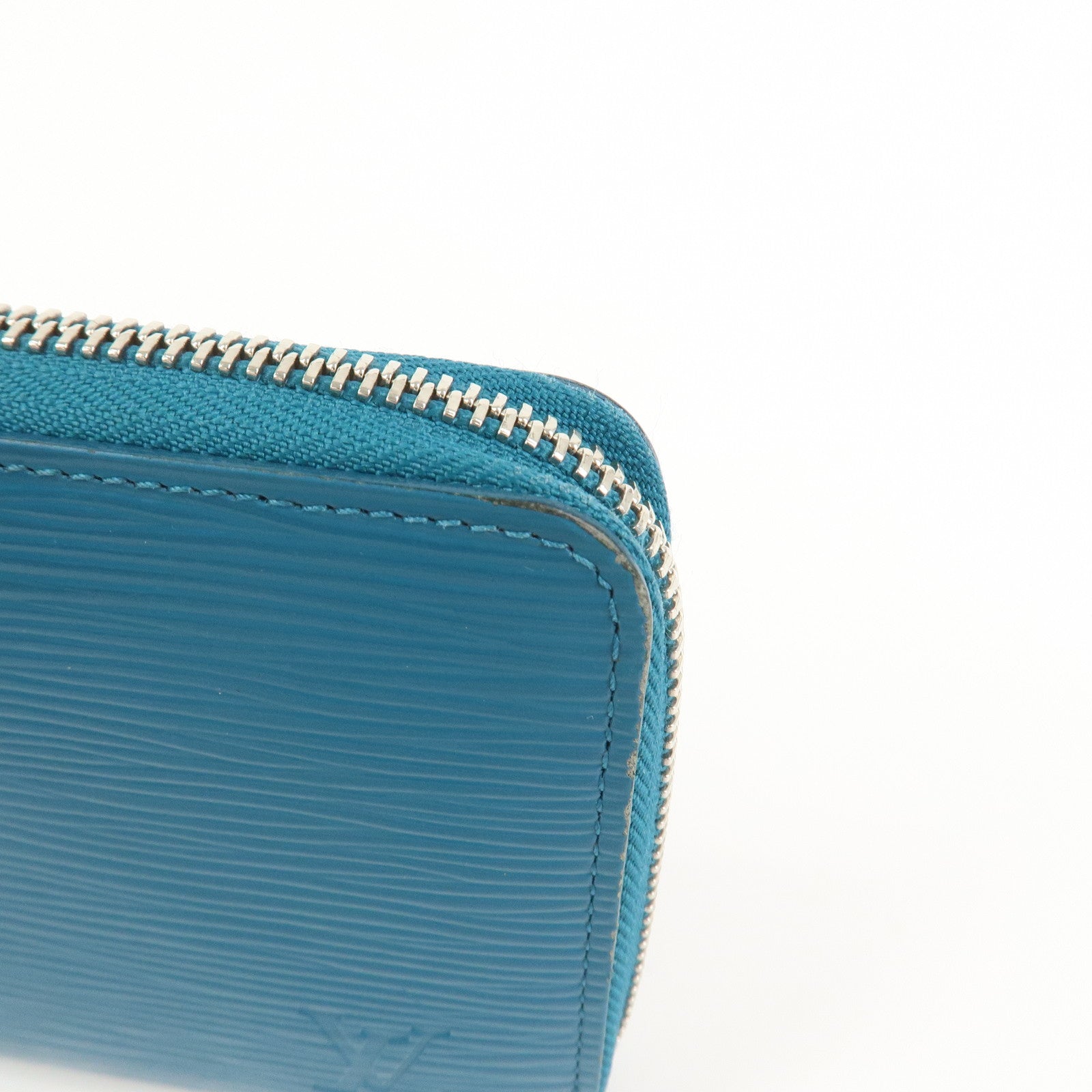 Louis Vuitton Epi Leather Zippy Long Wallet Cyan Blue M60311