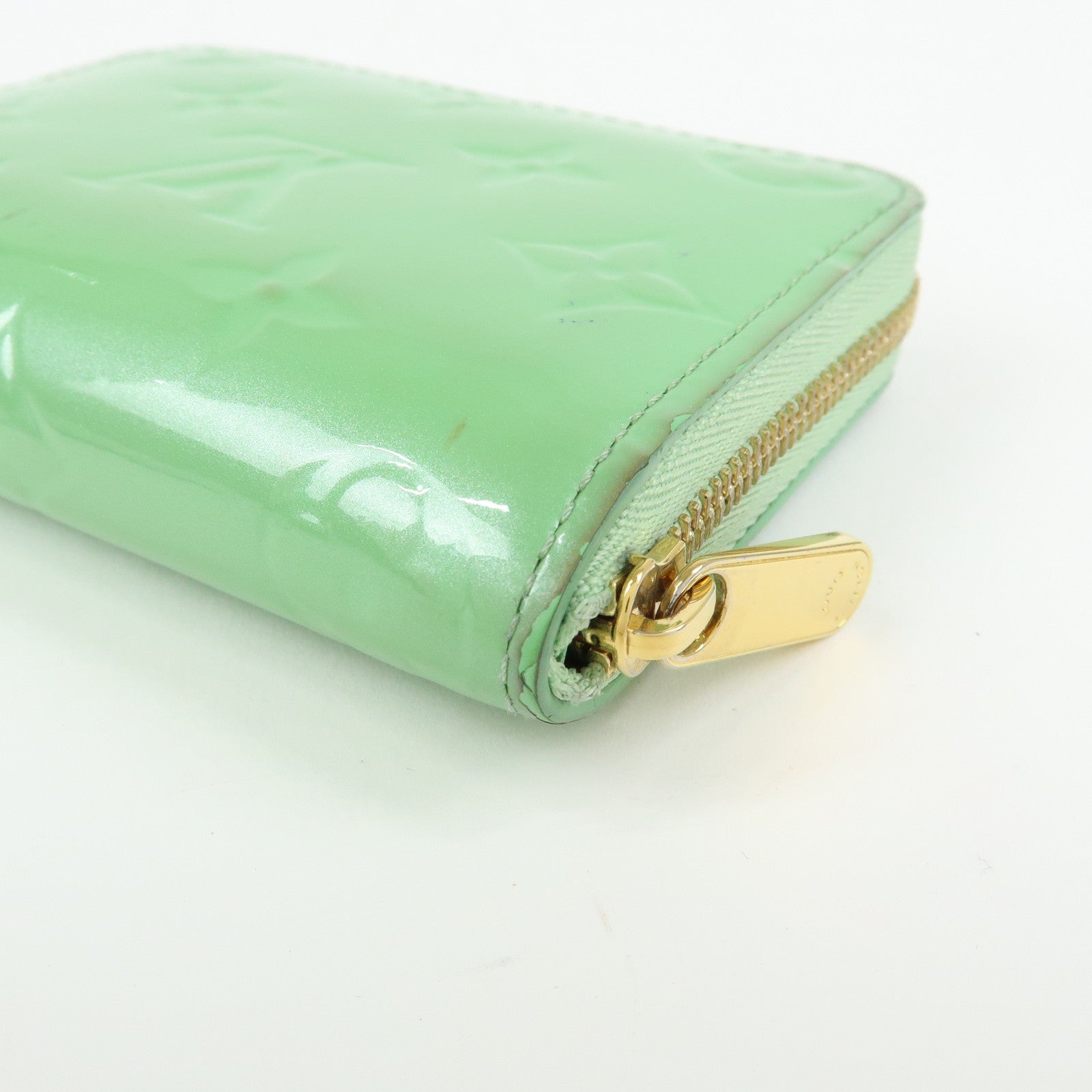Louis Vuitton Monogram Vernis Leather Coin Case Gummy Apple M81892