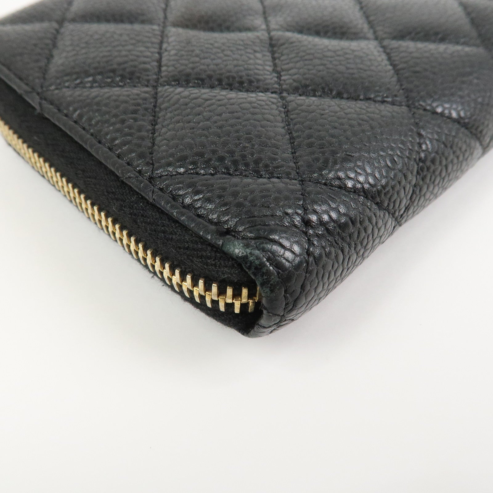 CHANEL COCO Mark Matelasse Classic Round Zippy Wallet Black AP0242