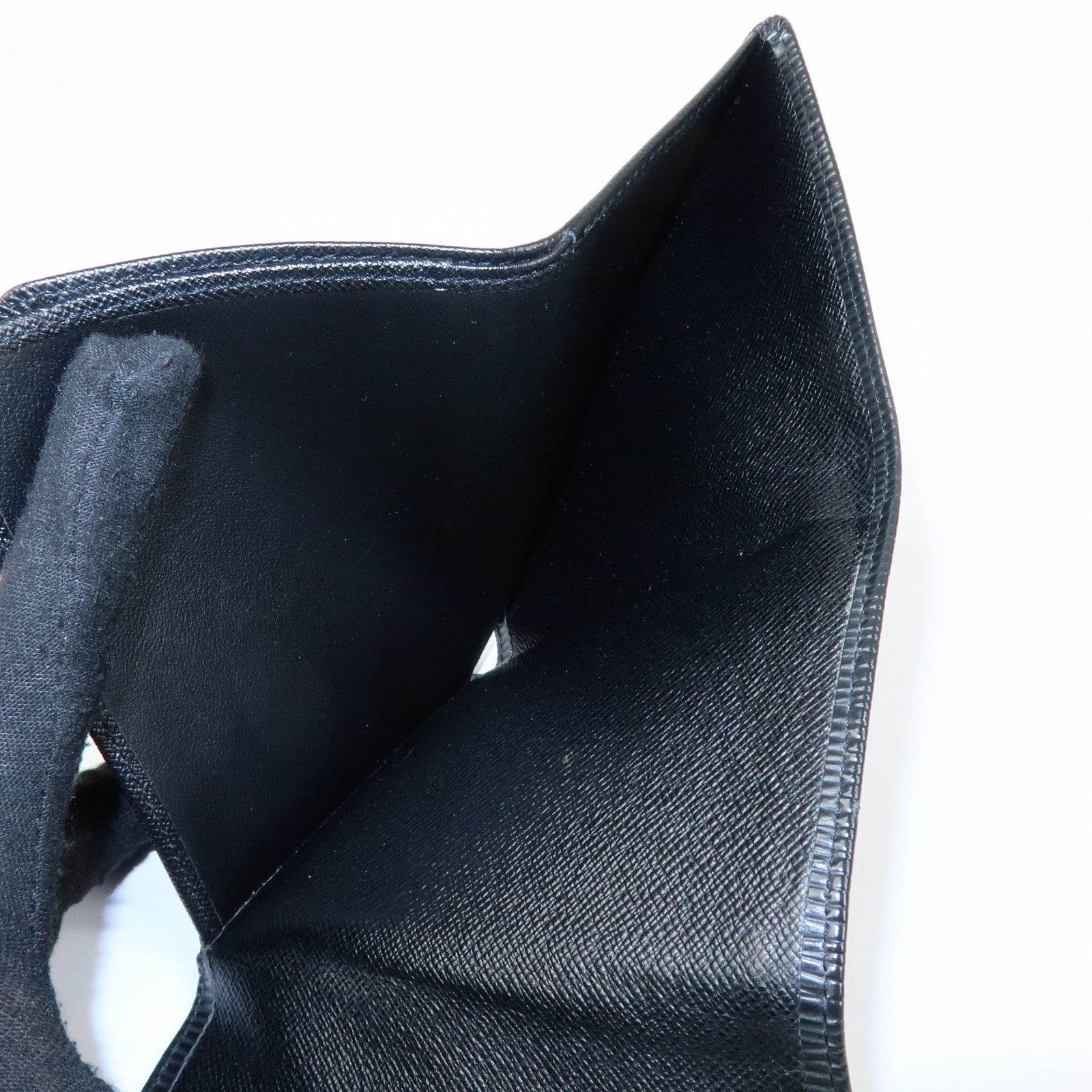 Louis Vuitton Epi Portefeuille Koala Compact Wallet Noir M58012