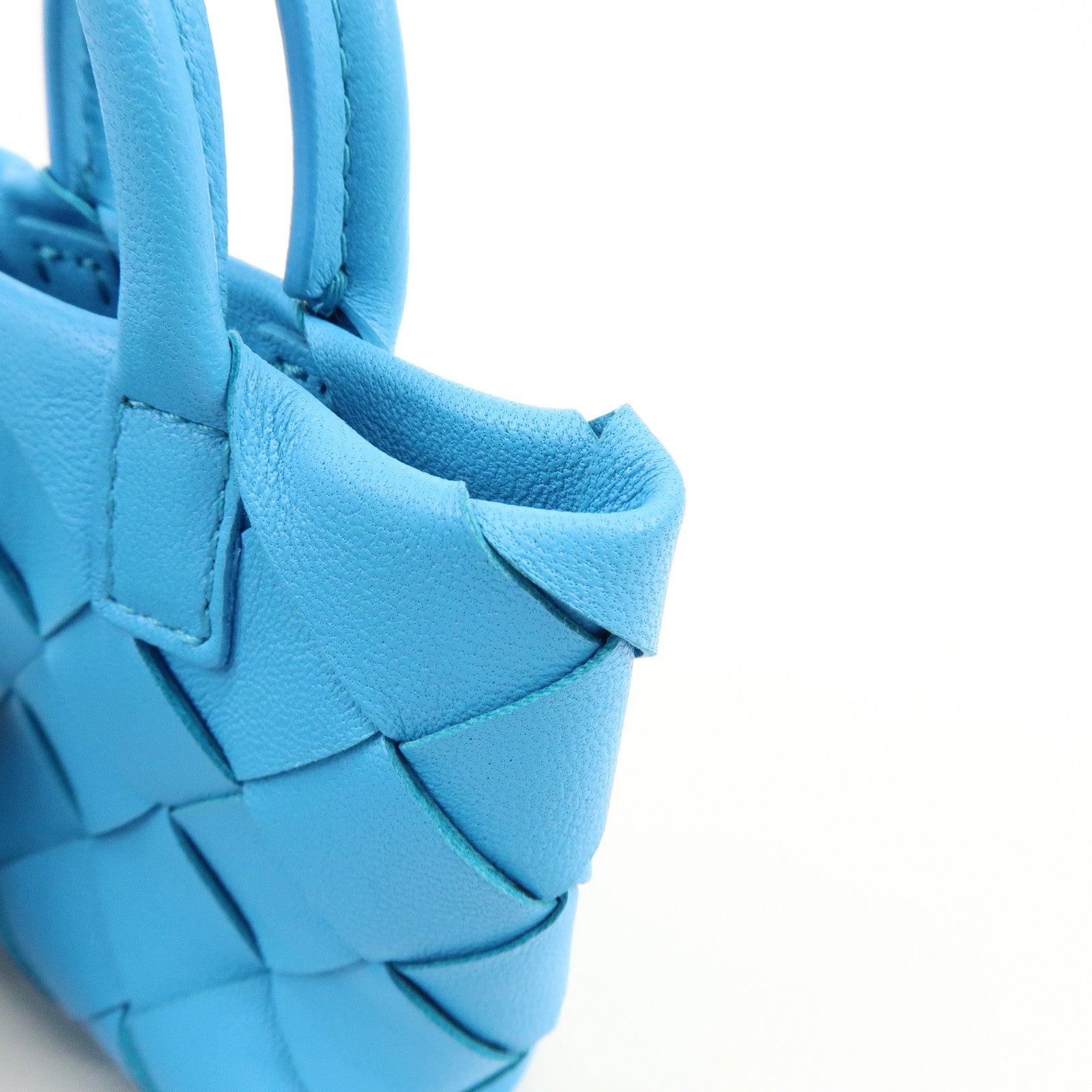 BOTTEGA VENETA Intrecciato Nappa Leather Bag Charm Light Blue