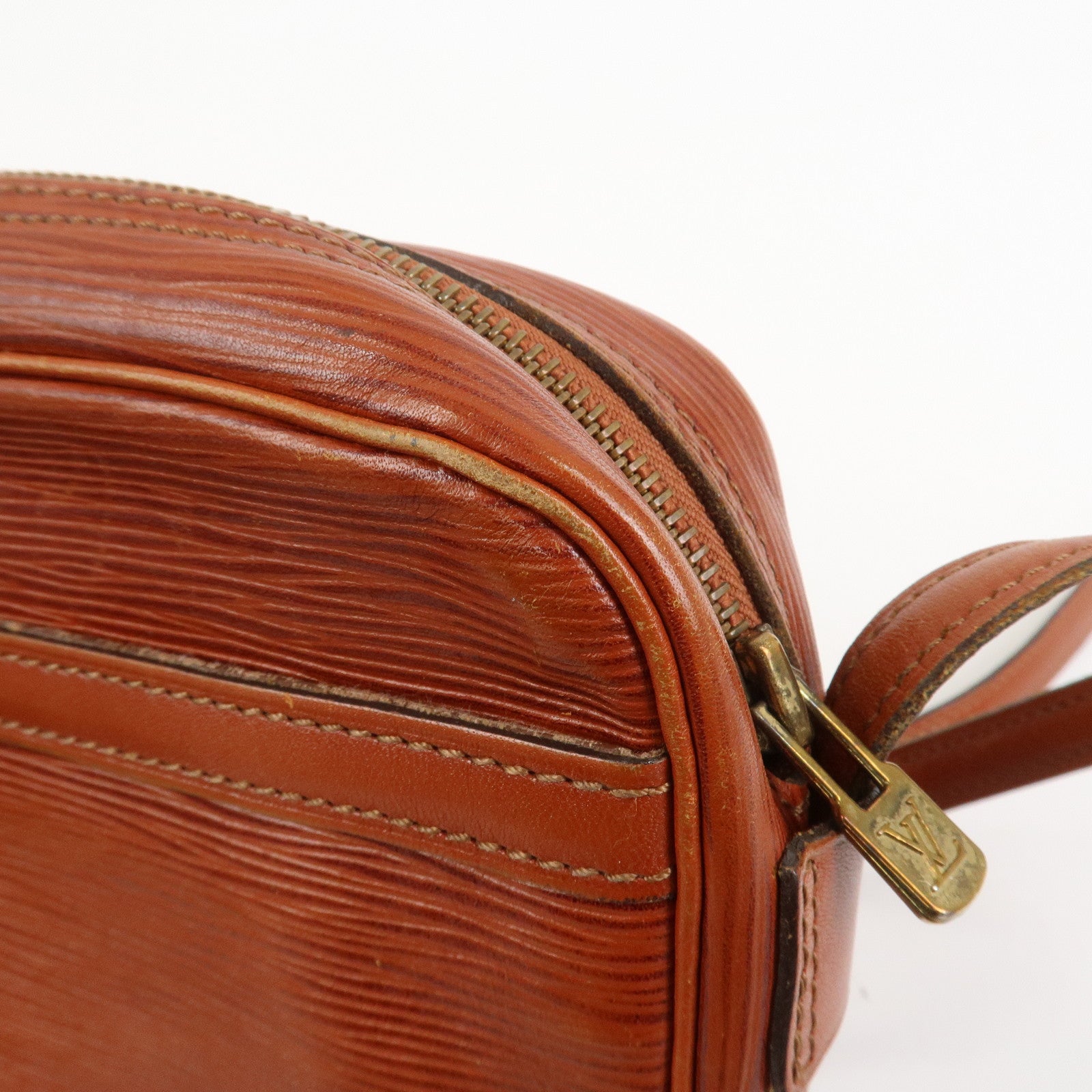 Louis Vuitton Epi Jeune Fille Shoulder Bag Kenya Brown M52153