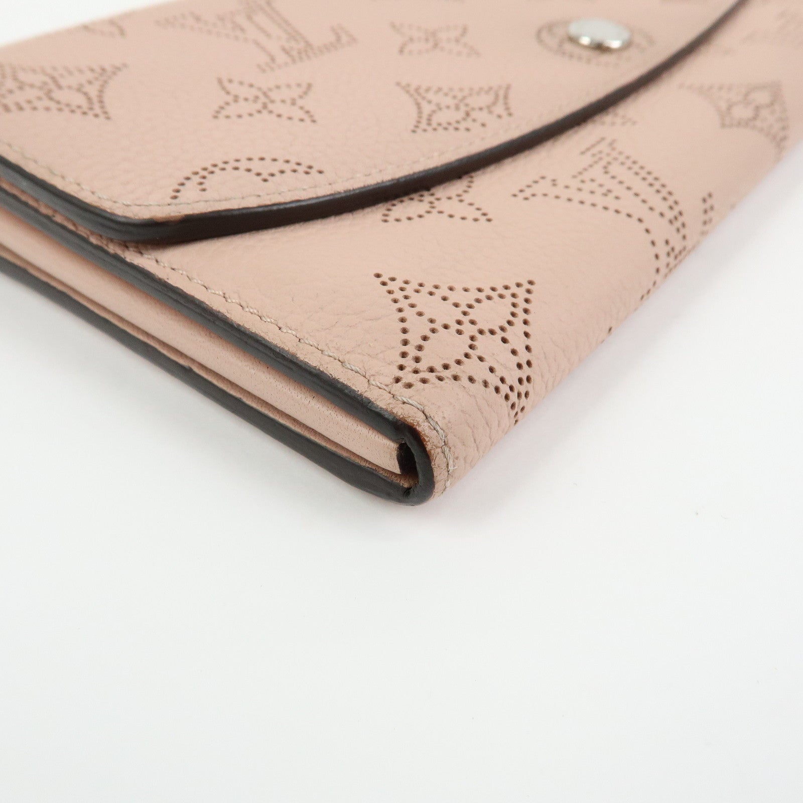Louis Vuitton Monogram Mahina Portefeuille Iris Long Wallet M60145