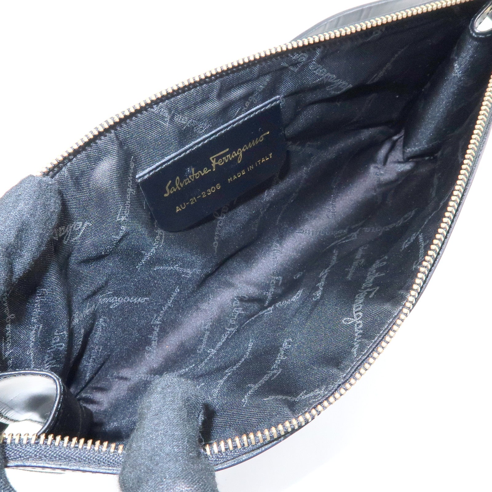 Ferragamo Ganchini Leather Shoulder Bag Hand Bag Black