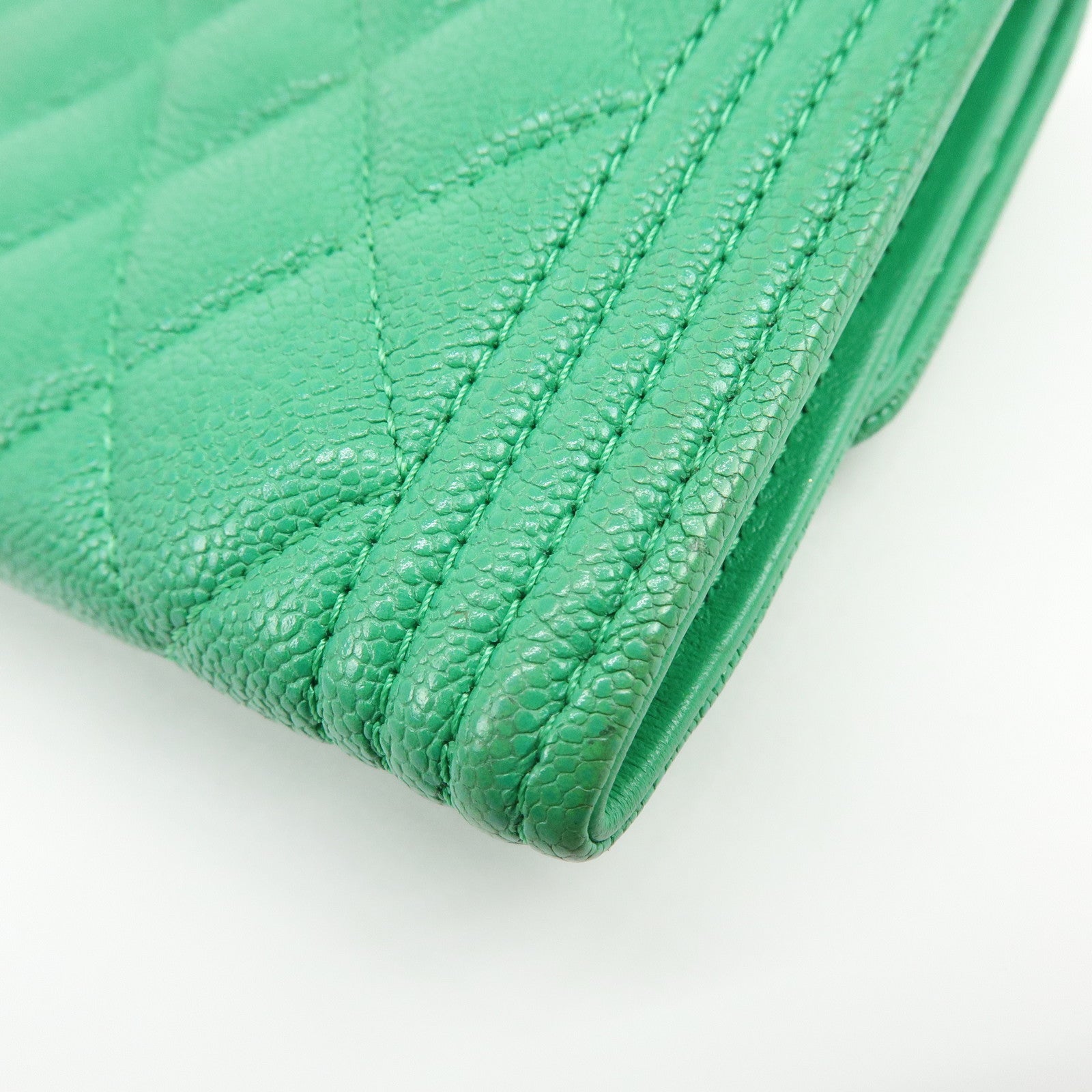 CHANEL Boy Chanel COCO Mark Caviarskin Compact Wallet Green