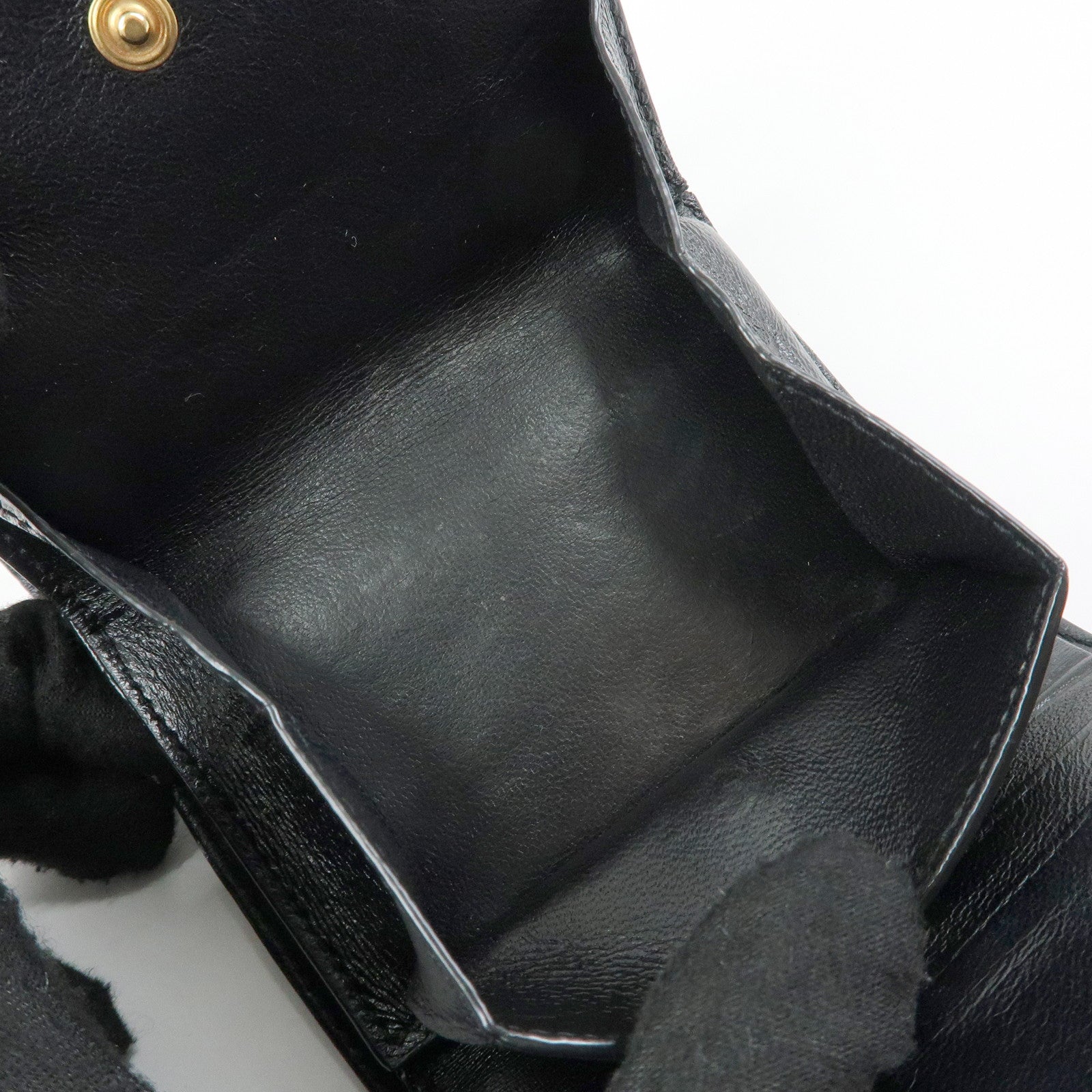 SAINT LAURENT PARIS Cassandra Leather Compact Wallet Black 692061