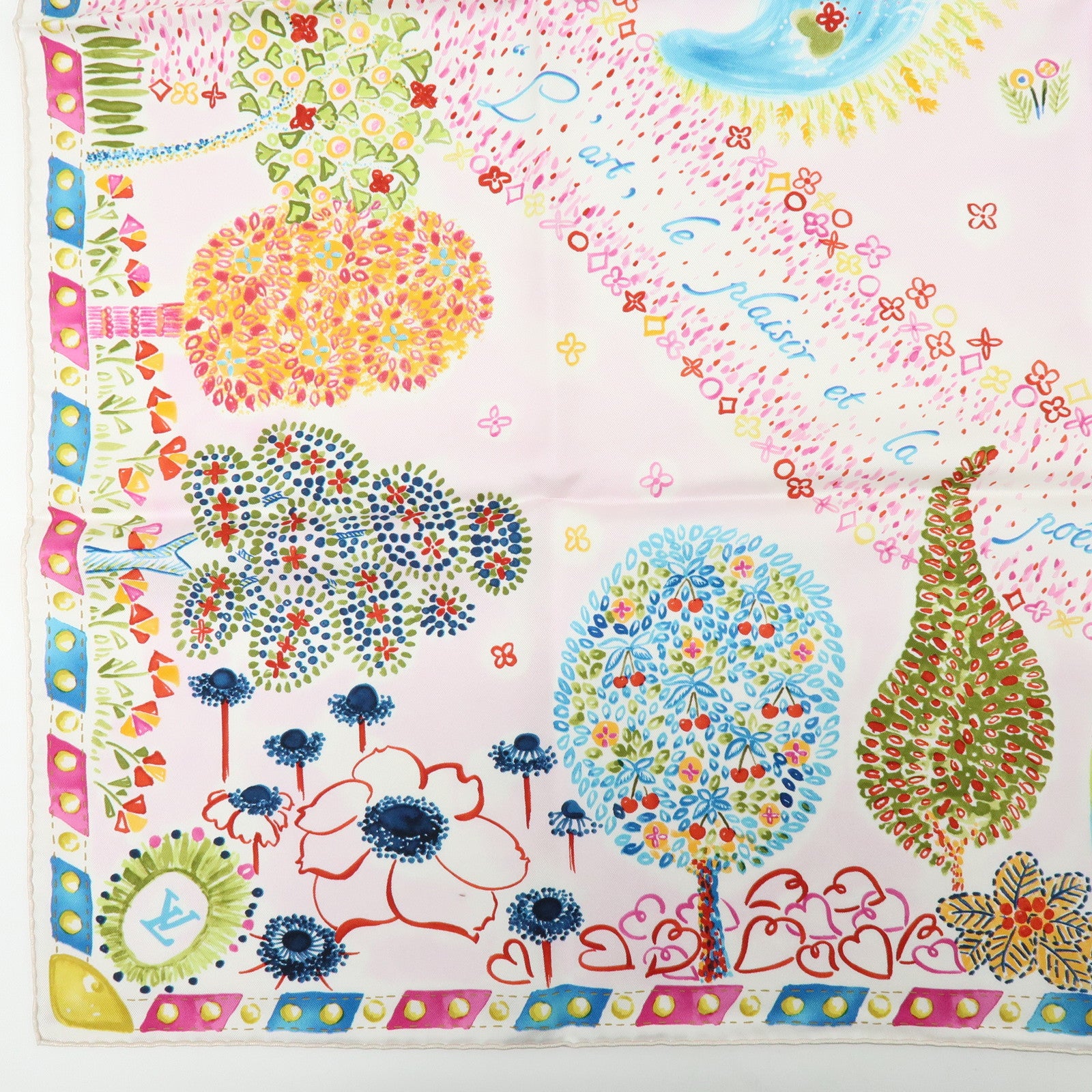 Louis Vuitton Silk 100% Scarf Voyage Autour De Ma Malle M72898