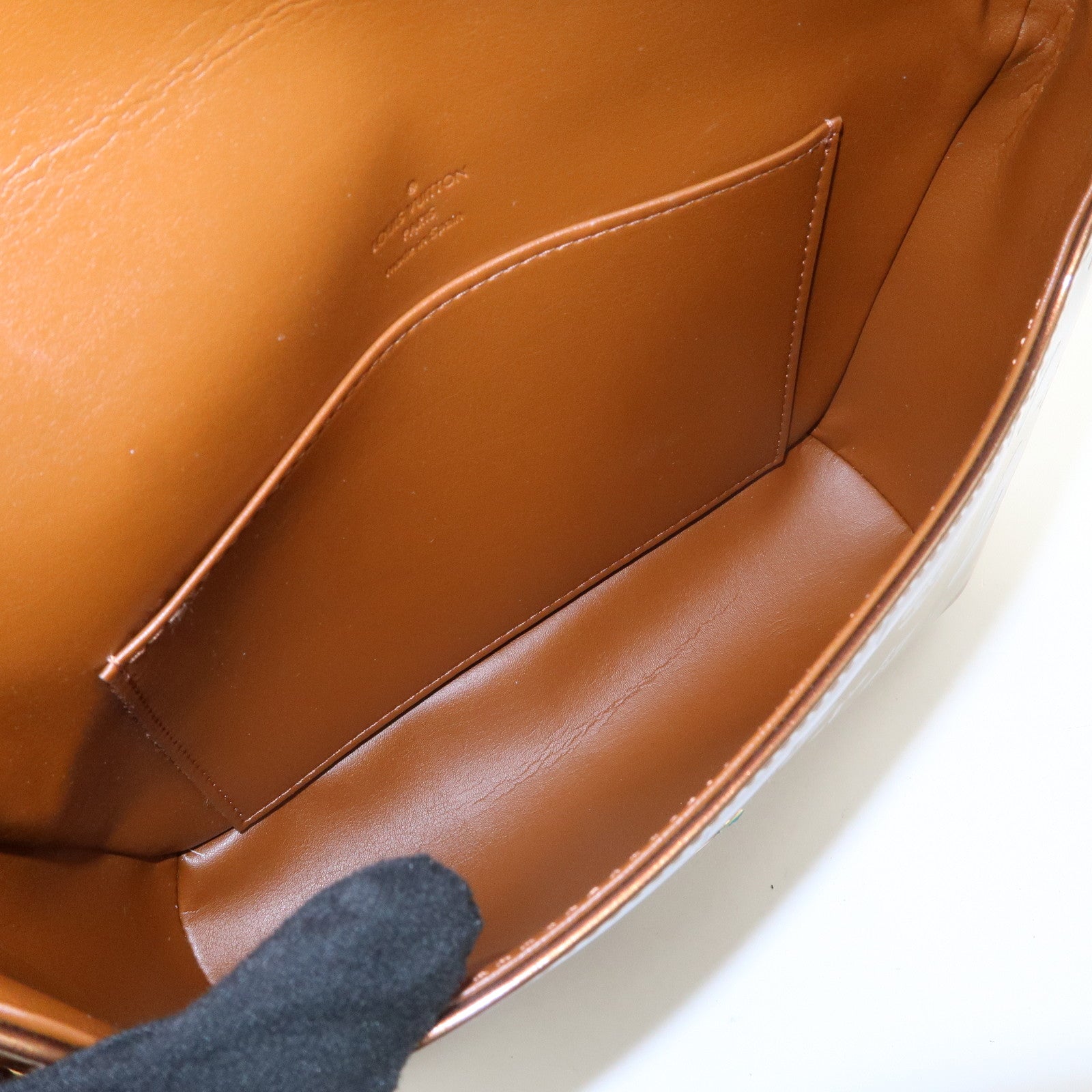 Louis Vuitton Monogram Vernis Thompson Street Bronze M91124