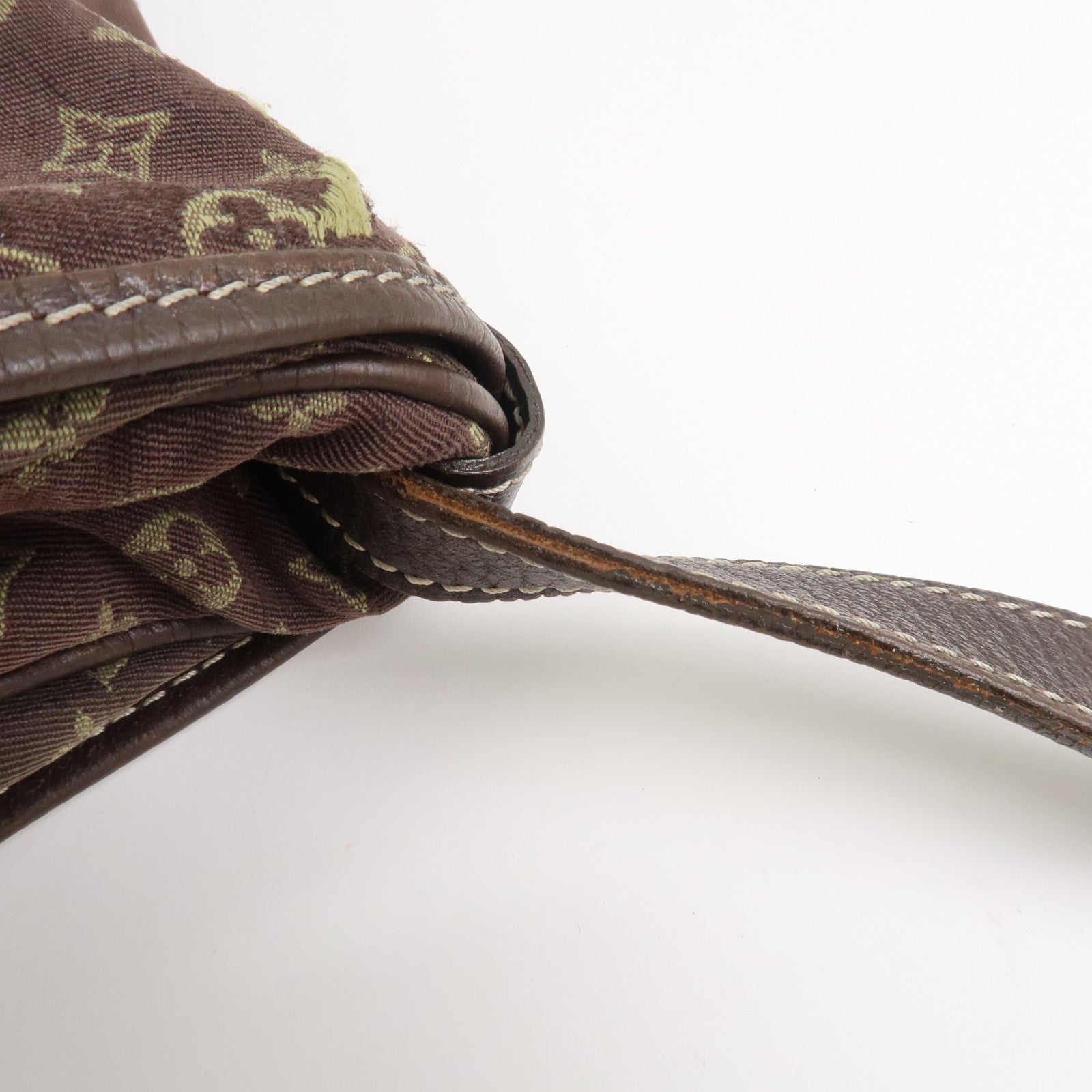 Louis Vuitton Monogram Mini Lin Saumur 30 Shoulder Bag Ebene M95227