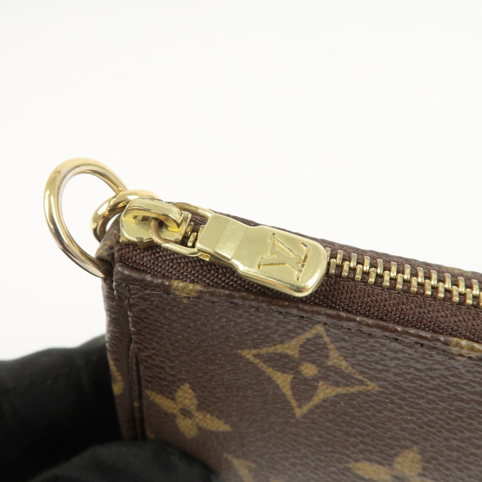 Louis Vuitton Monogram Mini Pochette Accessoires Hand Bag M58009