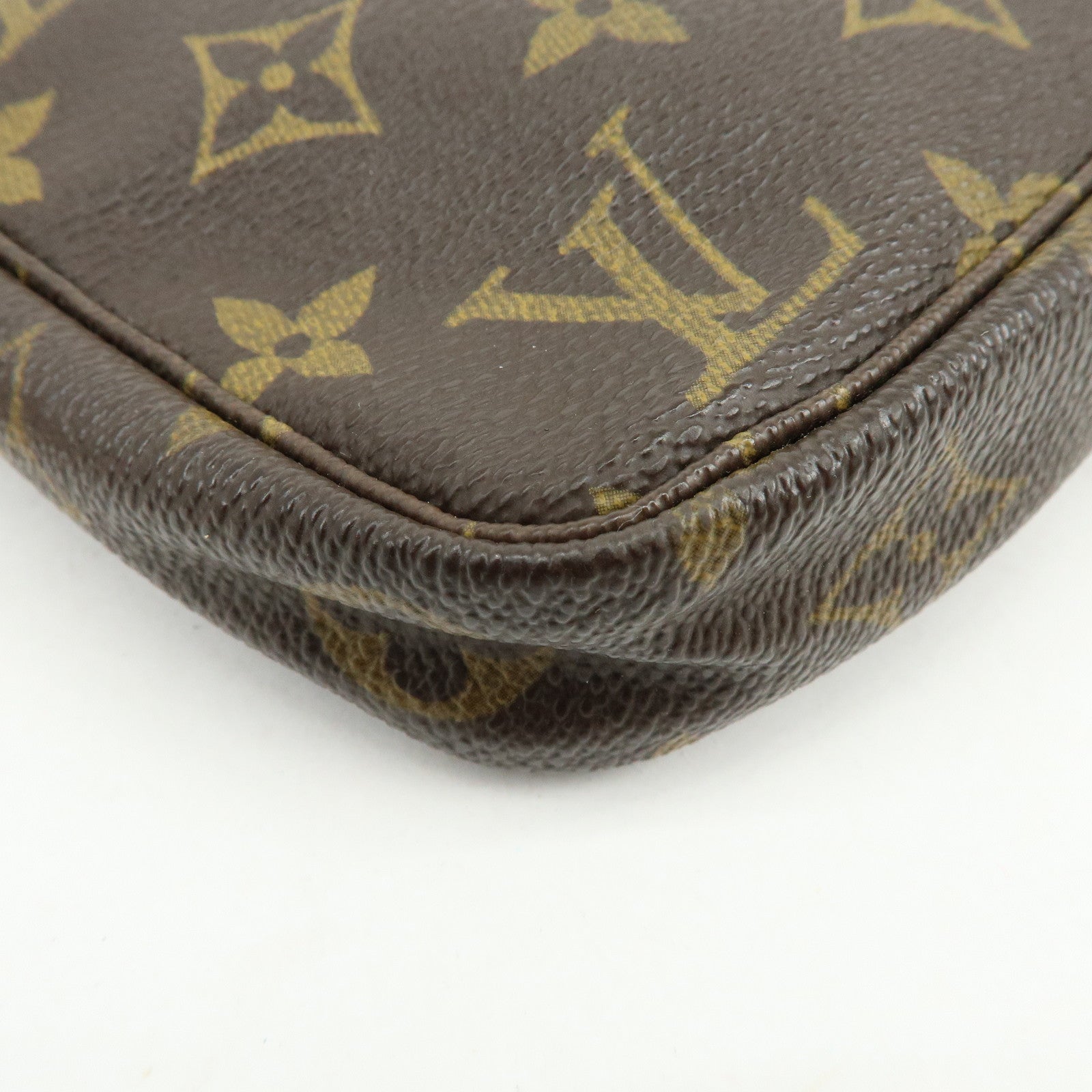 Louis Vuitton Monogram Pochette Accessoires Pouch Hand Bag M51980