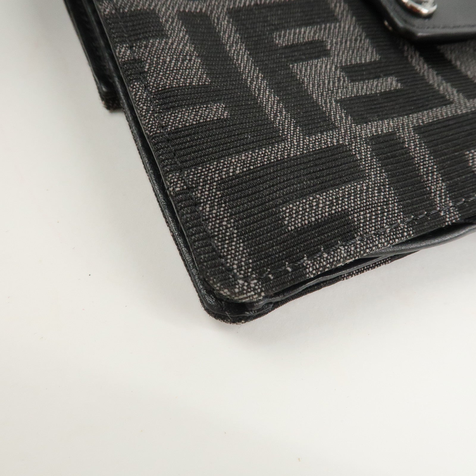 FENDI Zucca Leather Canvas Baguette Slim Clutch Bag Black 7M0295 Used