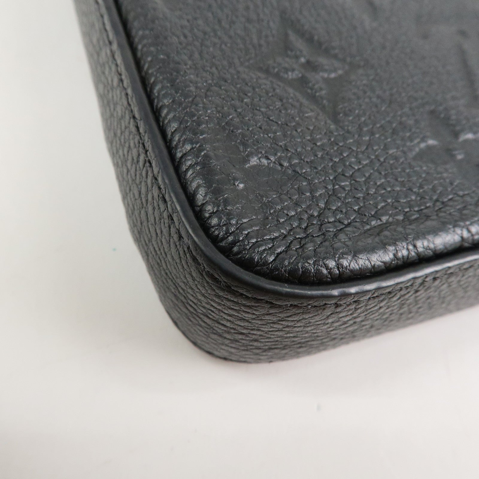 Louis Vuitton Monogram Empreinte Pochette Hand Bag Felicie M64064