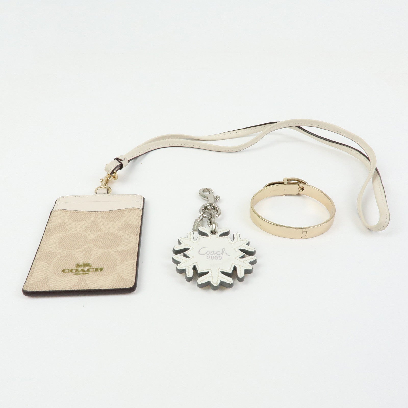 COACH Signature Set of 3 Card Case Charm Bracelet Beige Ivory Gold