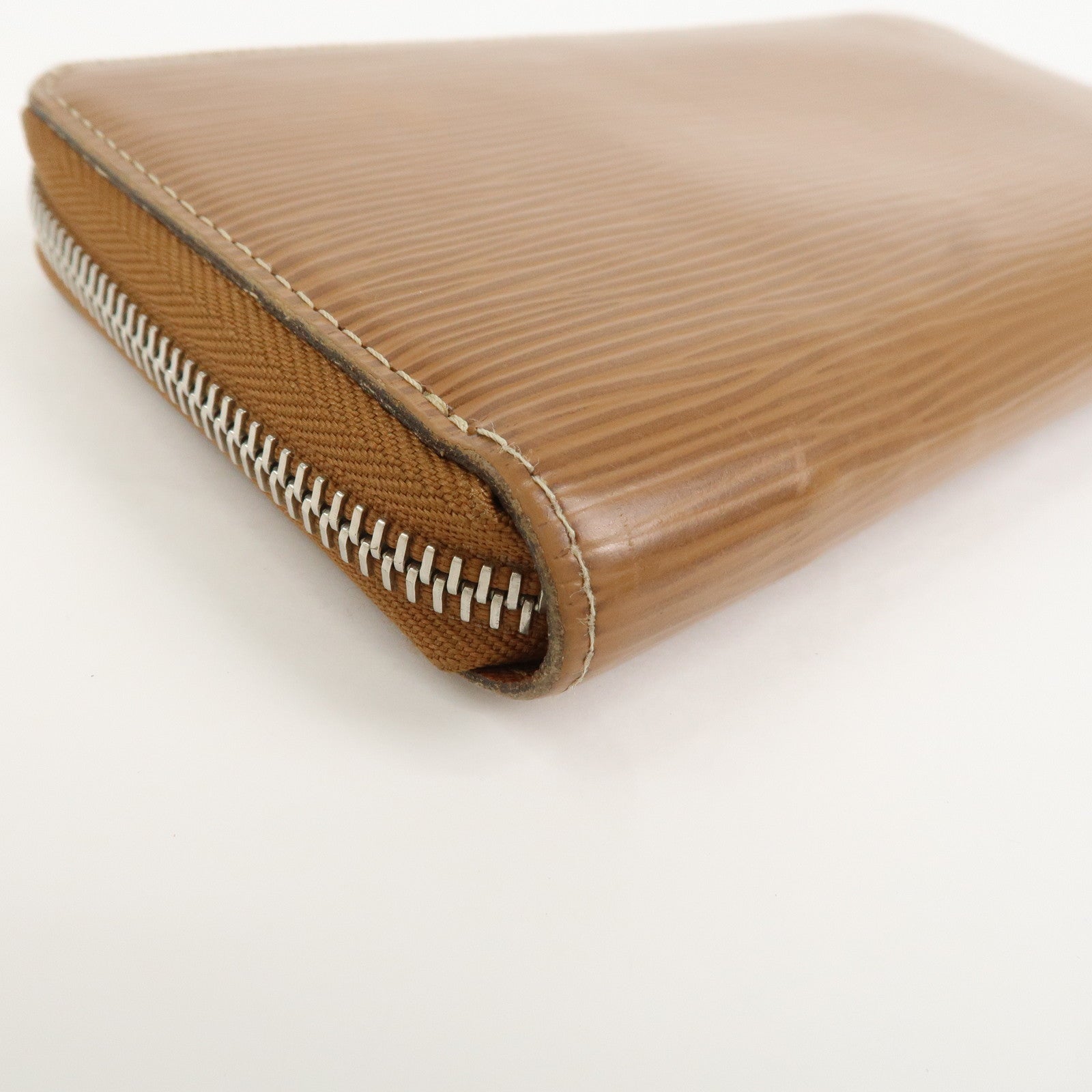 Louis Vuitton Epi Leather Zippy Long Wallet Cannelle M6007I