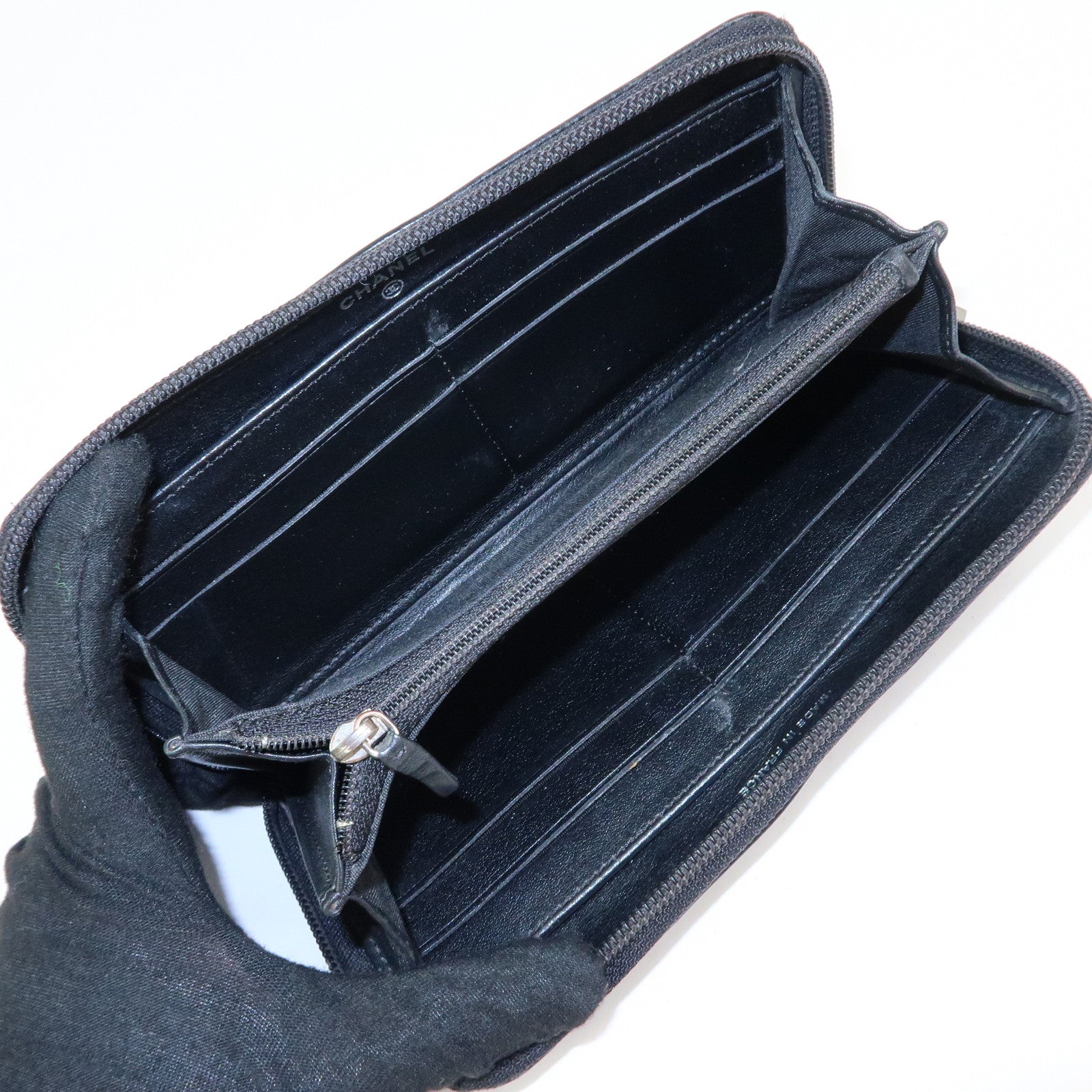 CHANEL COCO Mark Caviarskin Round Zippy Long Wallet Black A50071