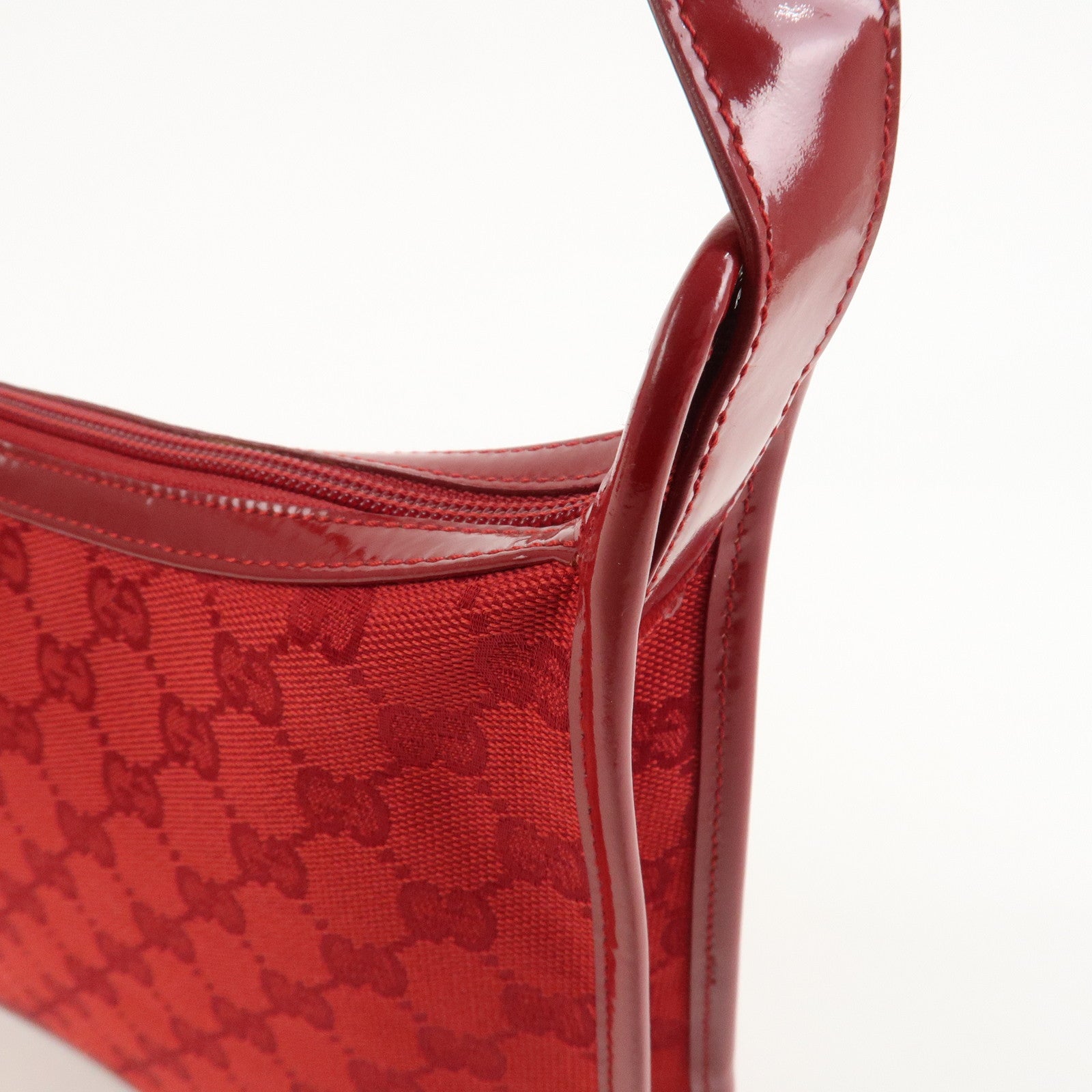 GUCCI GG Canvas Patent Leather Shoulder Bag Hand Bag Red 001・4206