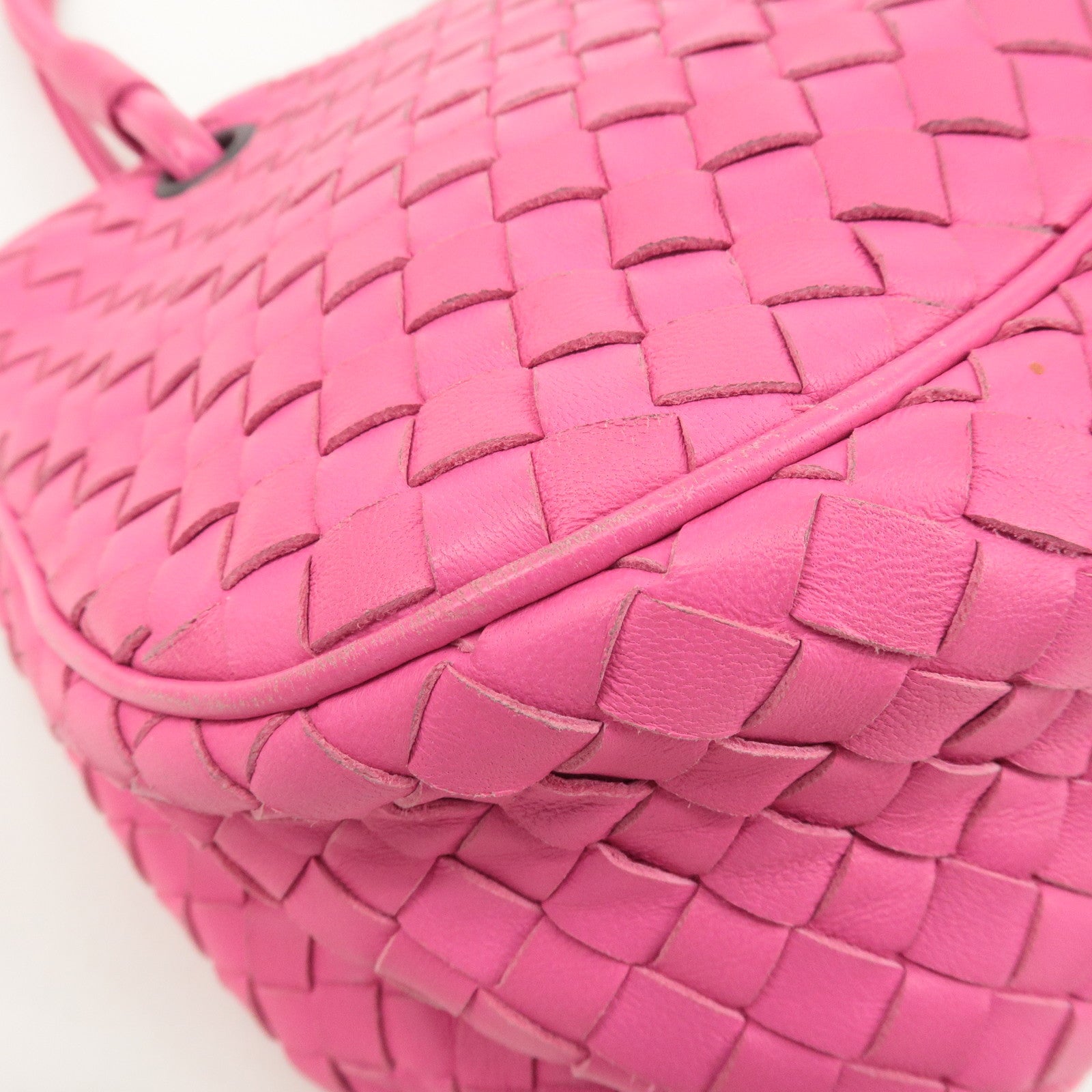 BOTTEGA VENETA Intrecciato Leather Handbag Pink