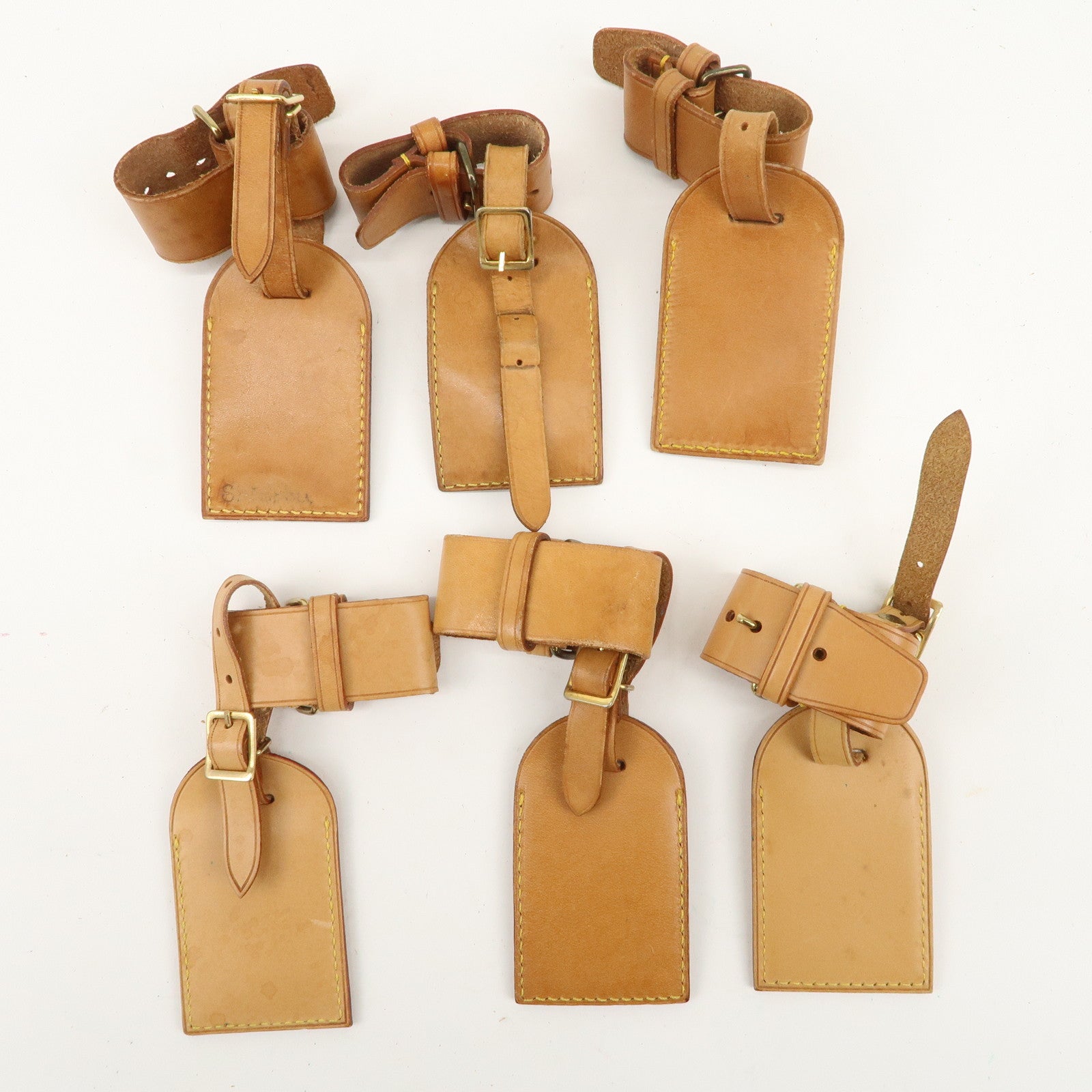 Louis Vuitton Set of 20 Leather Name Tag & Poignet Natural Used