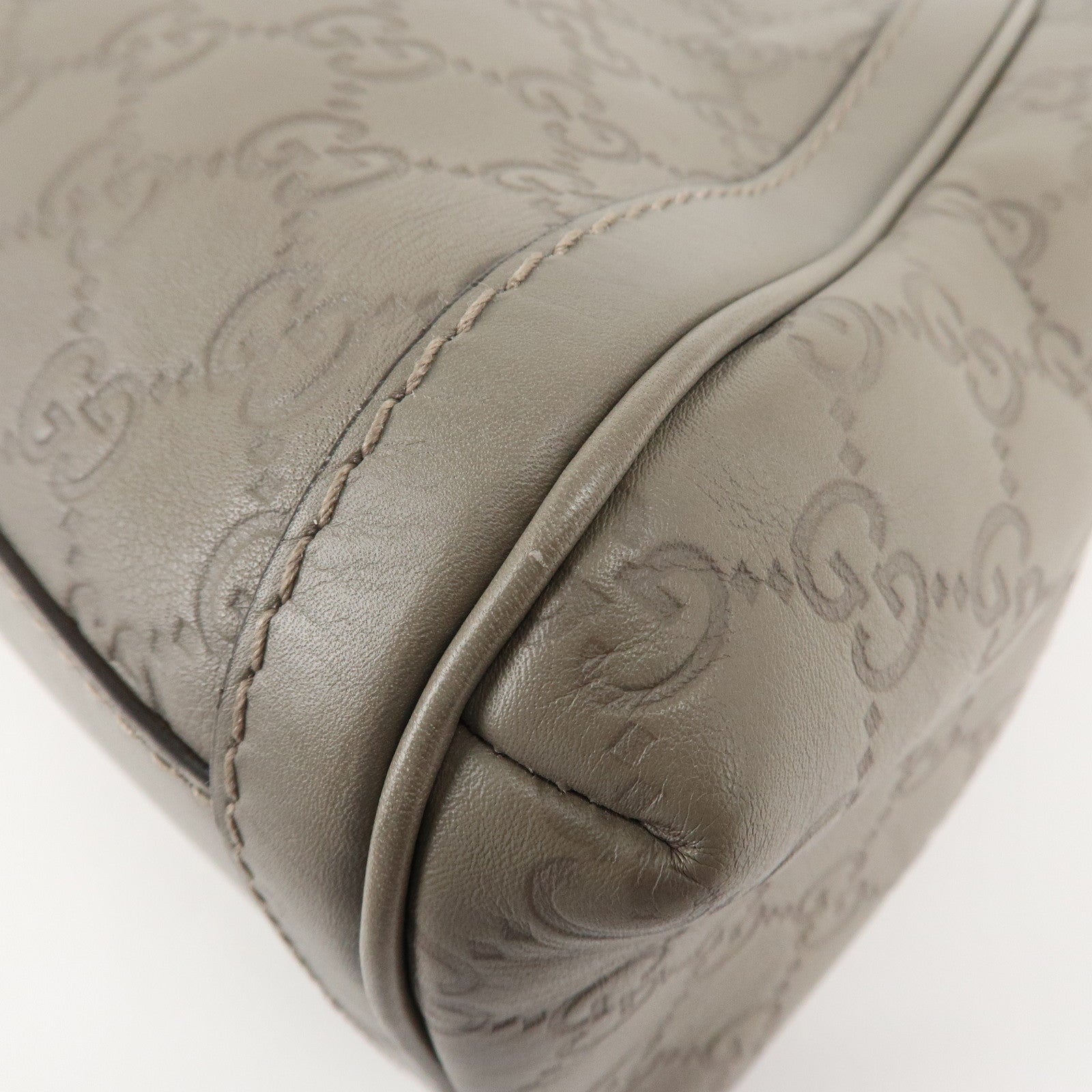 GUCCI Guccissima Scarlet Guccissima Leather Shoulder Bag 282298 Used