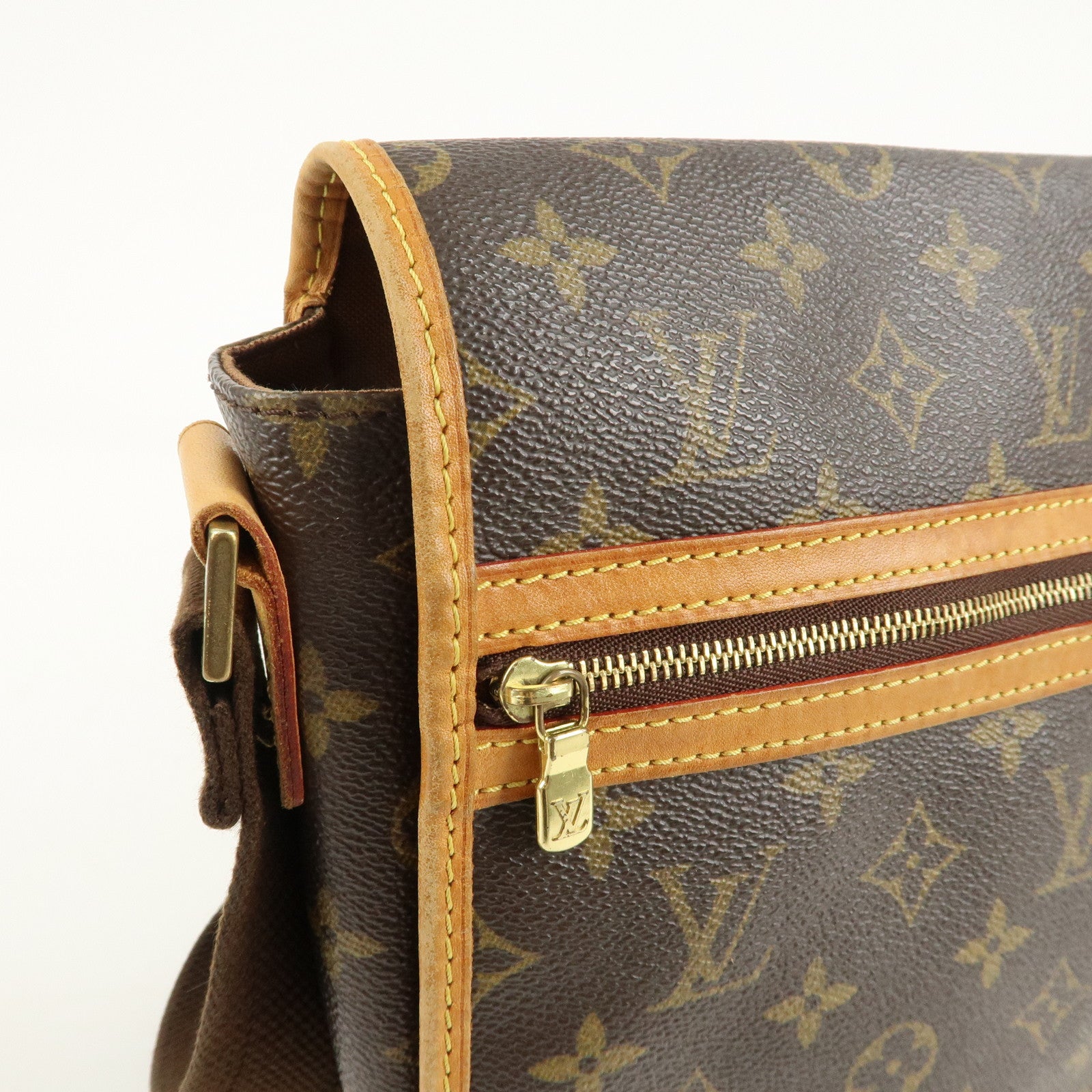 Louis Vuitton Monogram Messenger Bosphore PM Shoulder Bag M40106