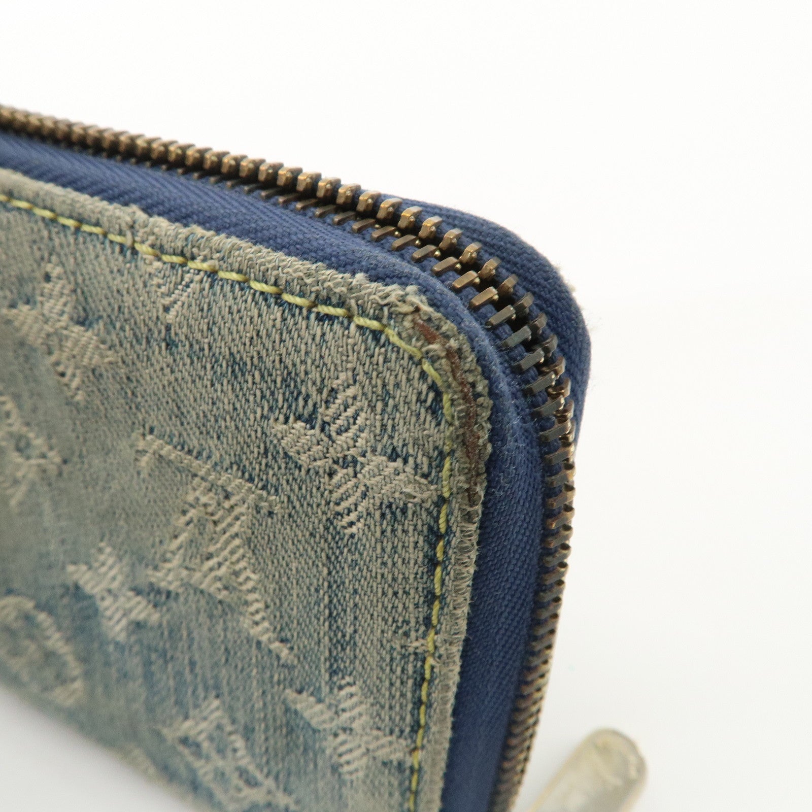 Louis Vuitton Monogram Denim Zippy Long Wallet Blue M95341