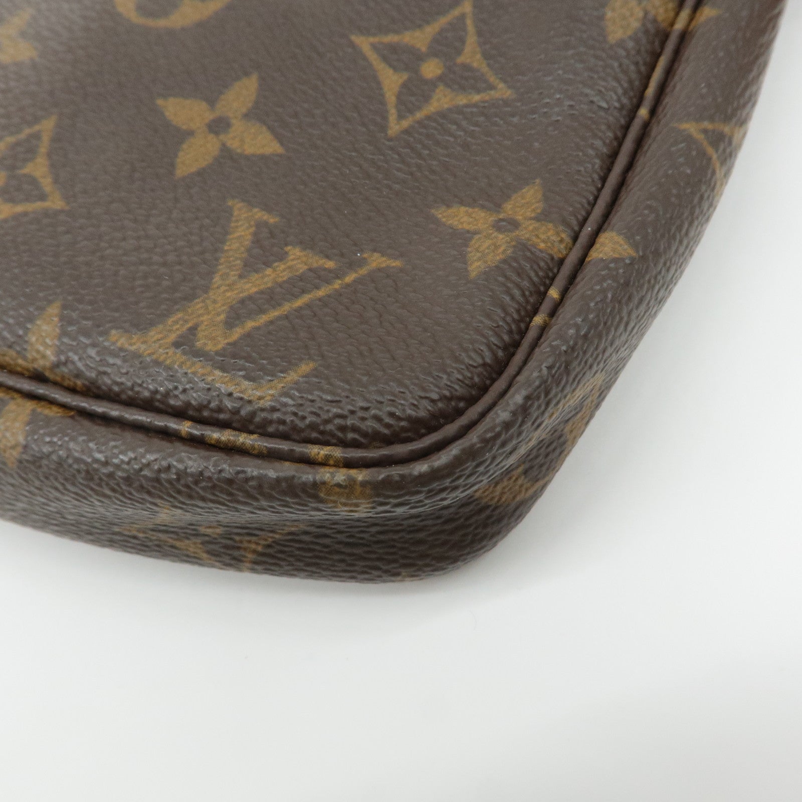 Louis Vuitton Monogram Pochette Accessoires Pouch M51980