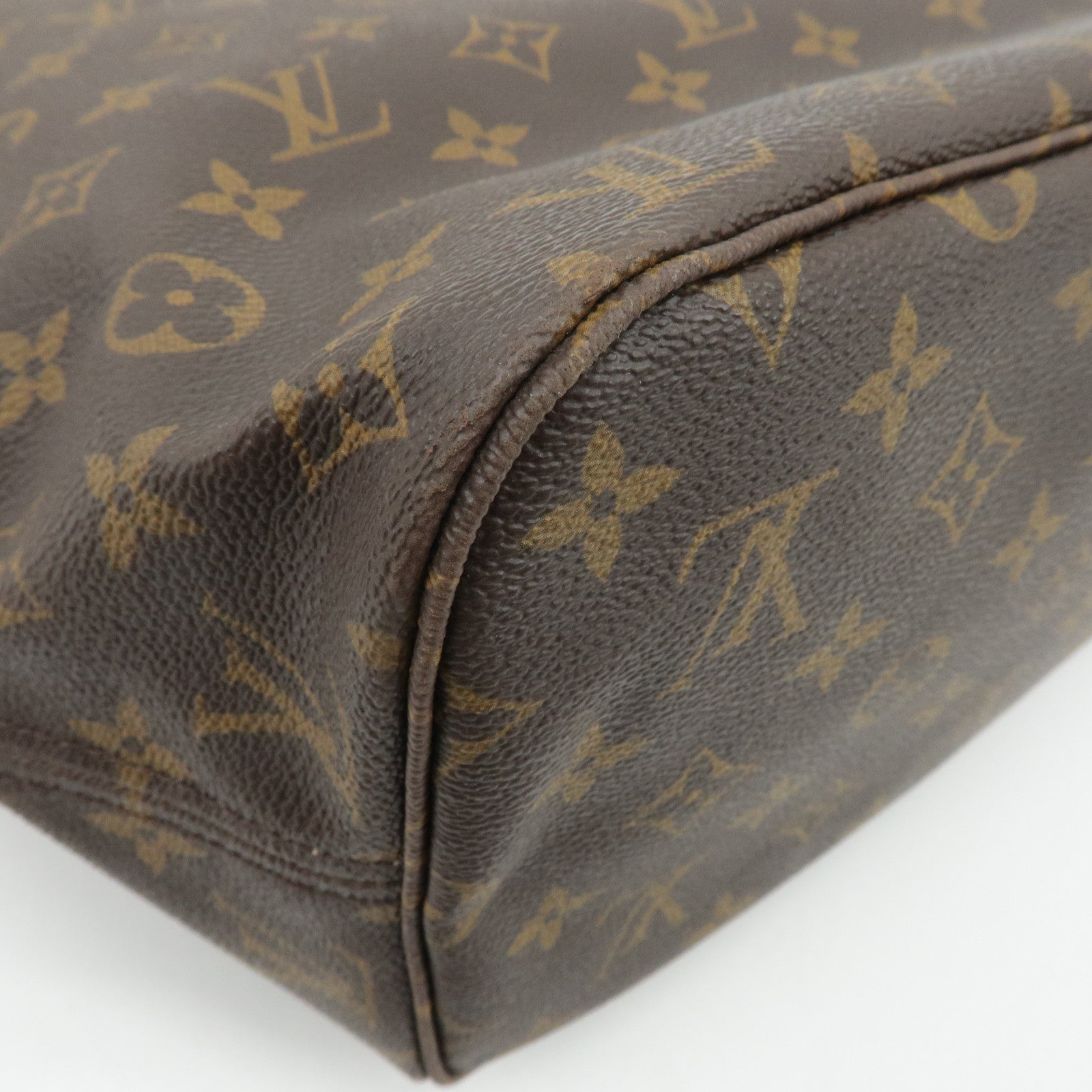 Louis Vuitton Monogram Neverfull MM Tote Bag Brown M40156