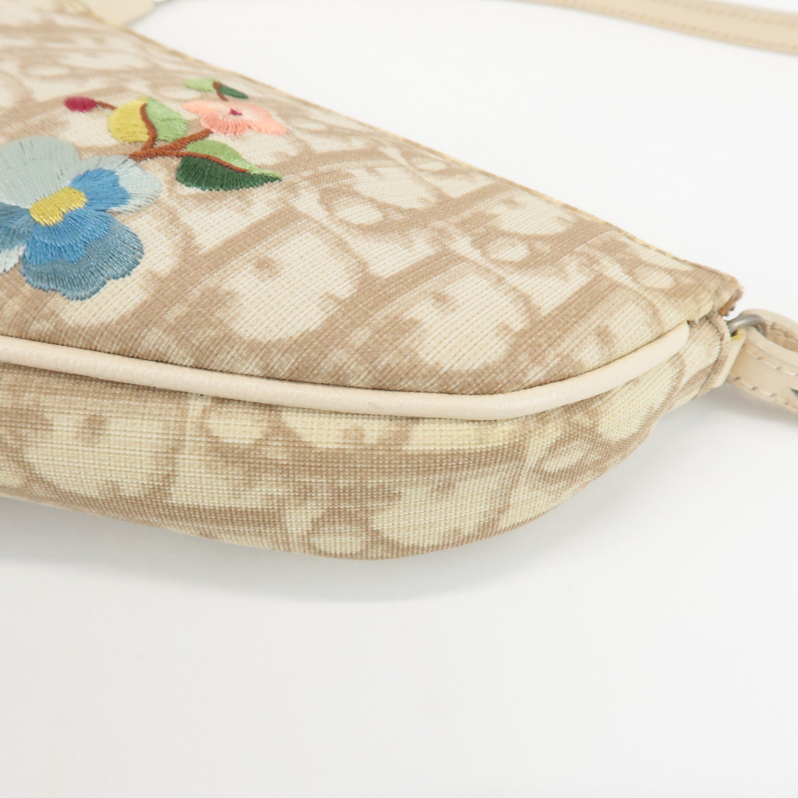 Christian Dior Trotter PVC Leather Saddle Pouch Flowers Embroidery