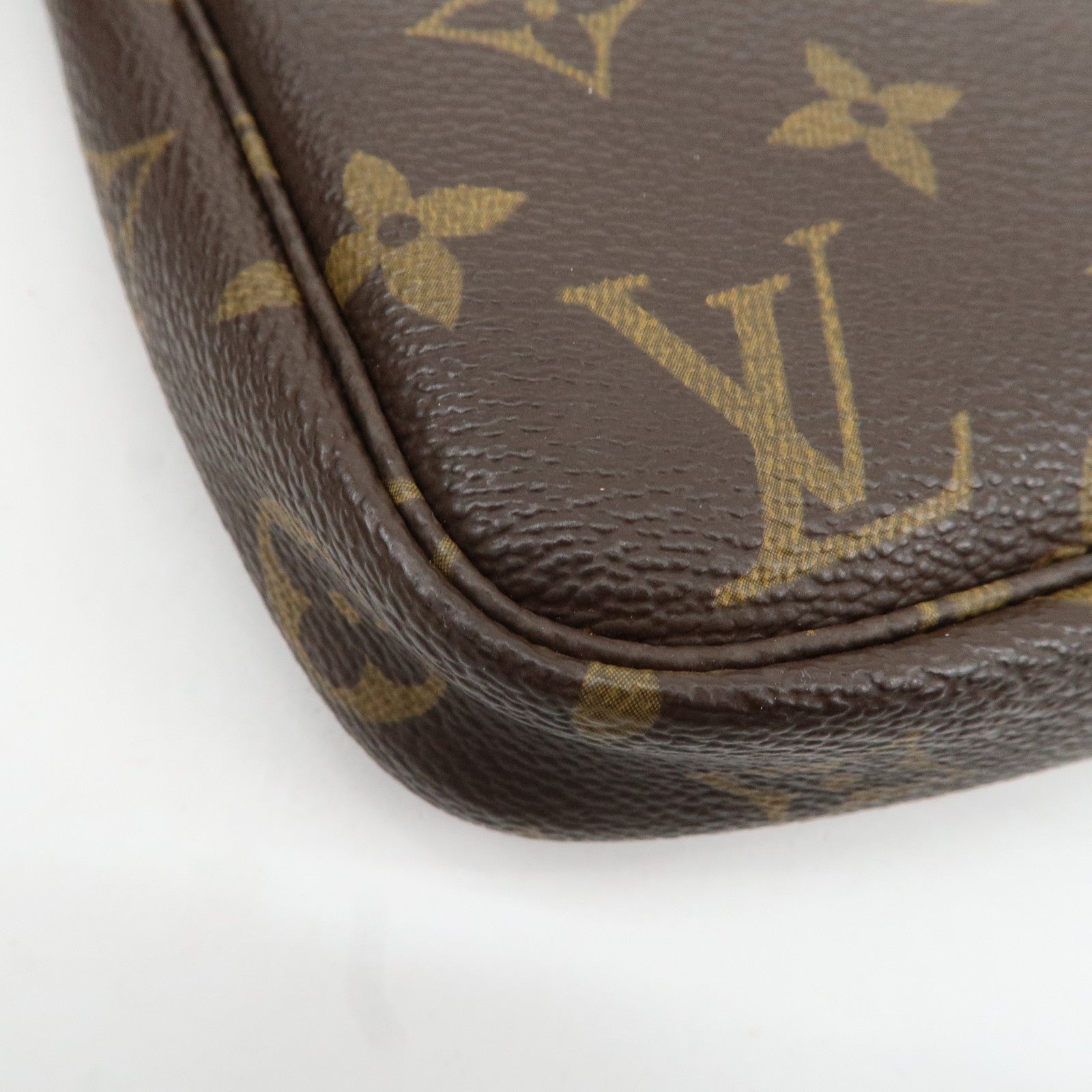 Louis Vuitton Monogram Pochette Accessoires Pouch M51980