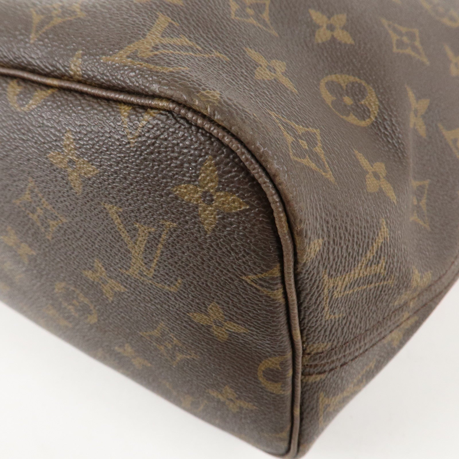 Louis Vuitton Monogram Neverfull MM Tote Bag Brown M40156