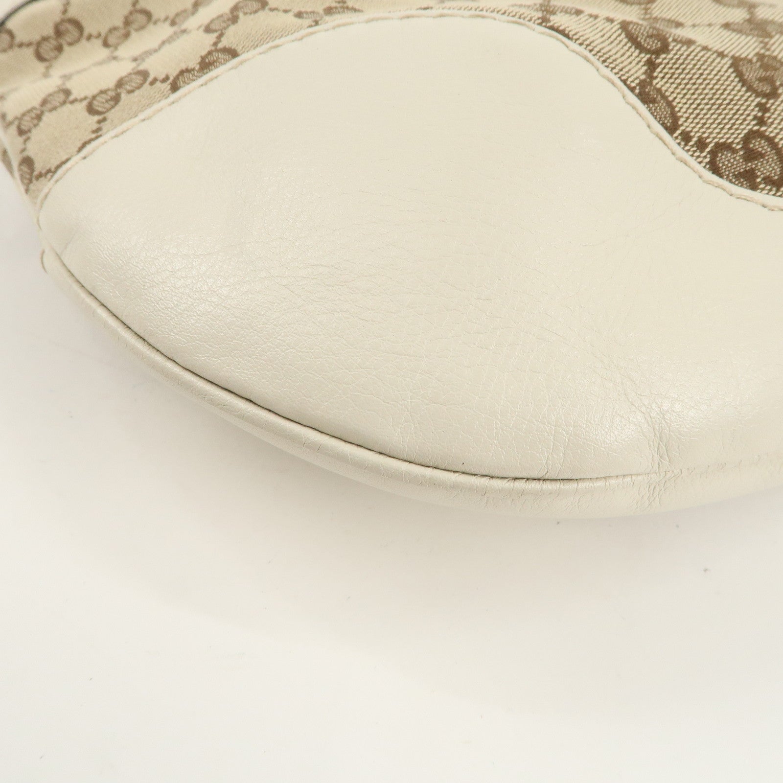 GUCCI GG Canvas Leather One Shoulder Bag Beige Ivory 211810