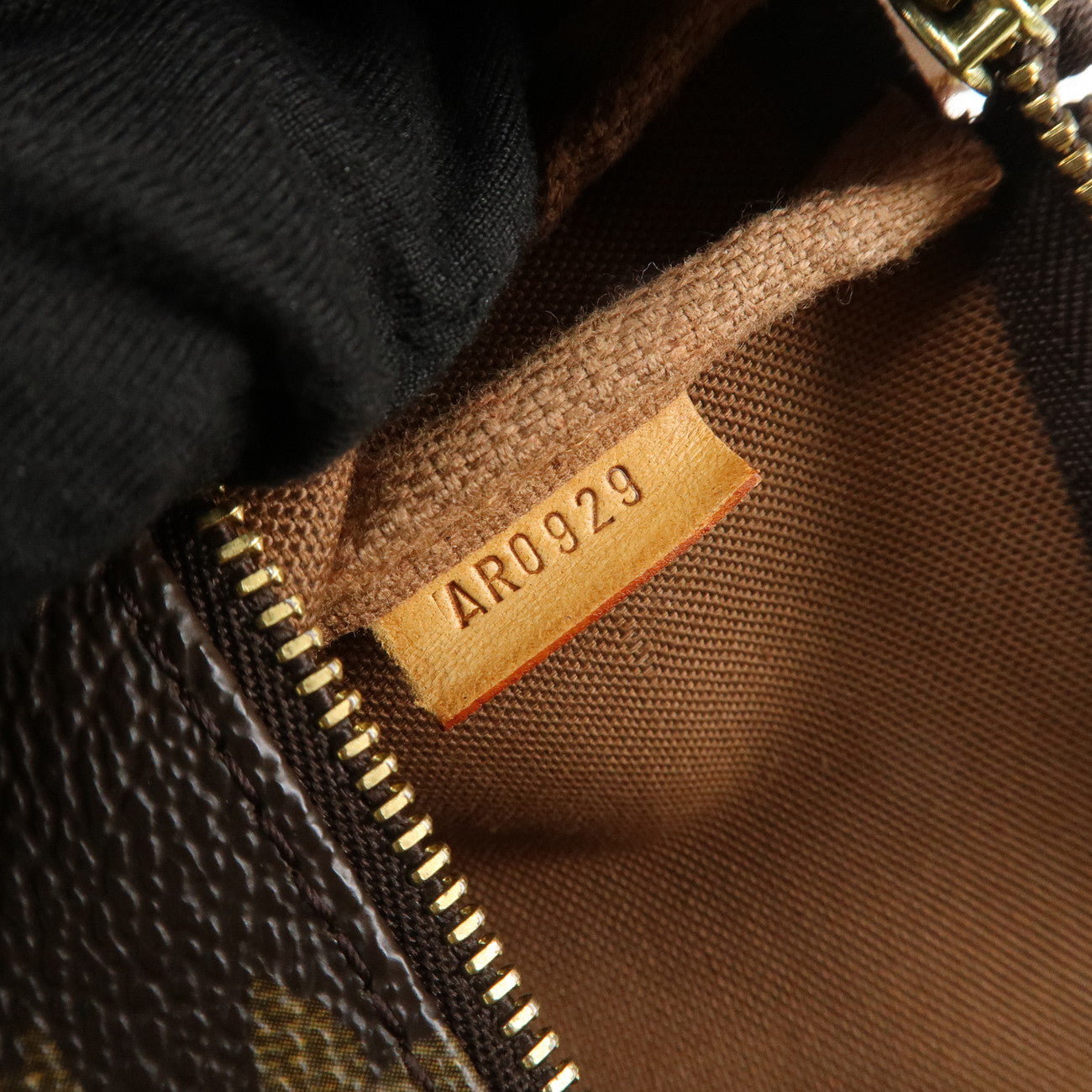 Louis Vuitton Monogram Pochette Accessoires Hand Bag Brown M51980 Used