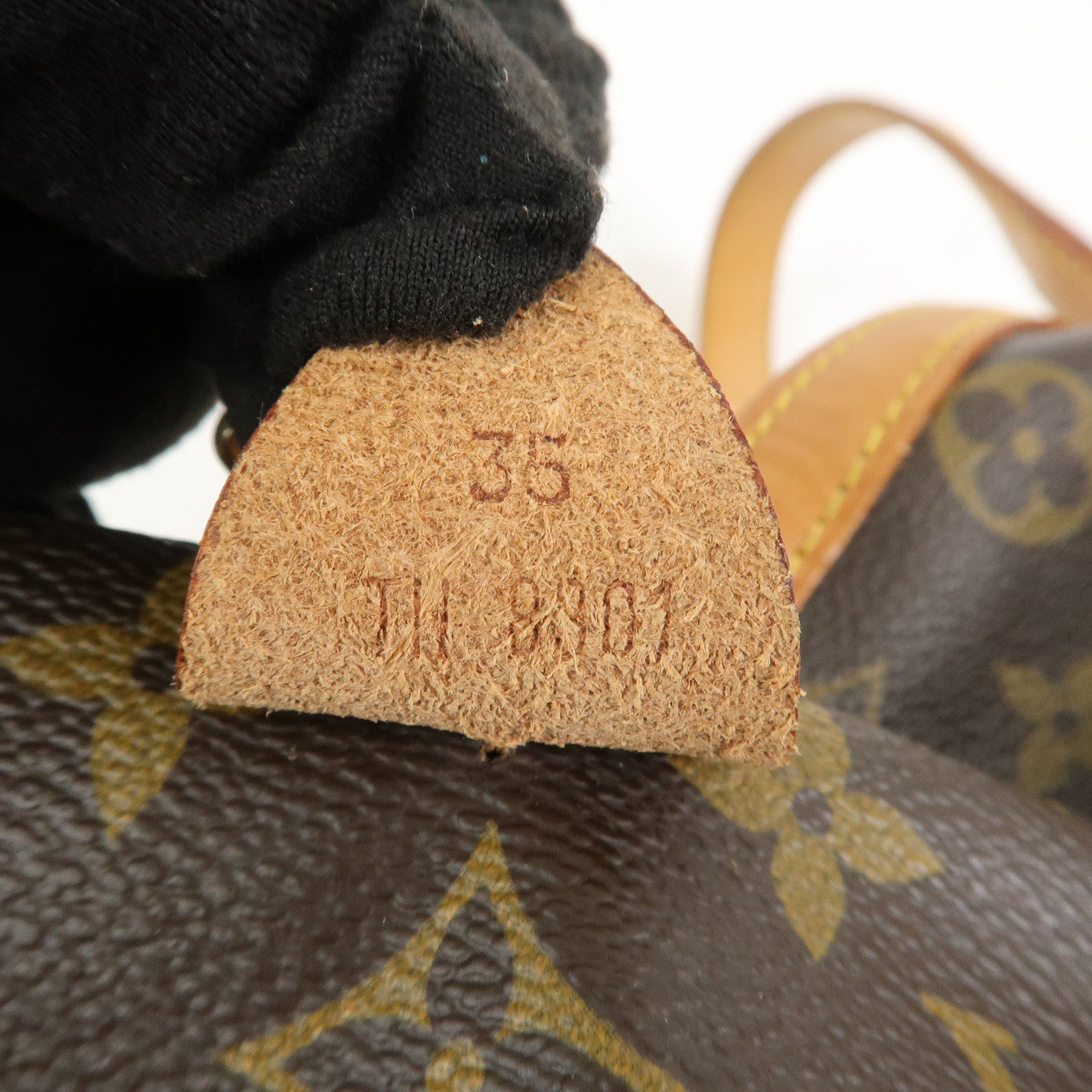 Louis Vuitton Monogram Sac Souple 35 Boston Bag Brown M41626