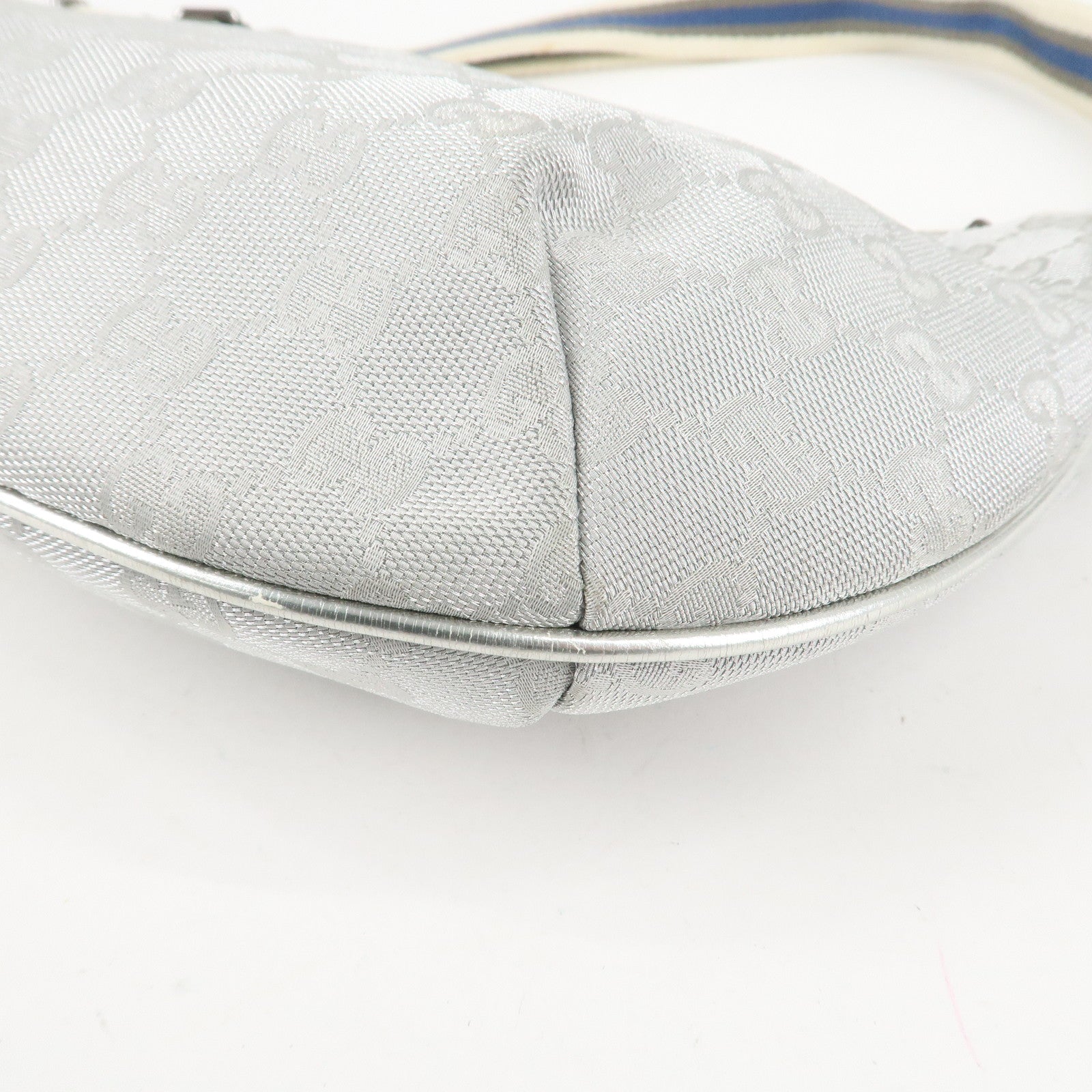 GUCCI Sherry GG Canvas Leather Shoulder Bag Silver 192756 Used