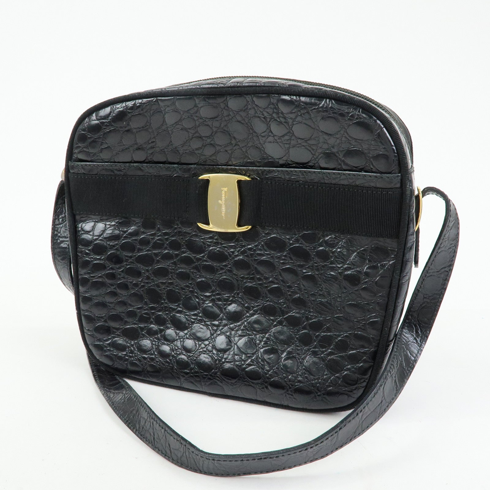 Ferragamo Vara Embossed Leather Shoulder Bag Crossbody Bag Black