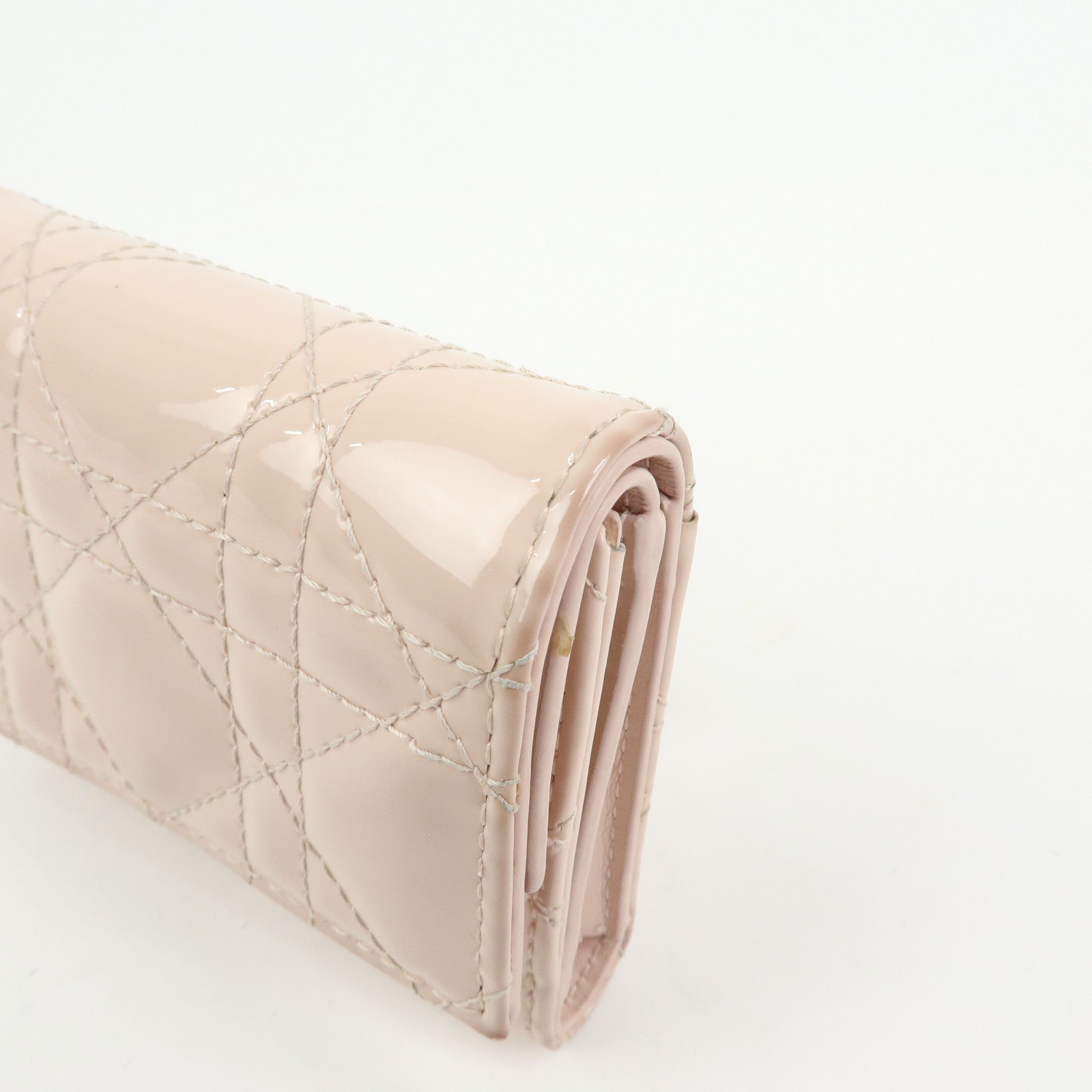 Christian Dior Lady Dior Cannage Patent Leather Lotus Wallet Pink