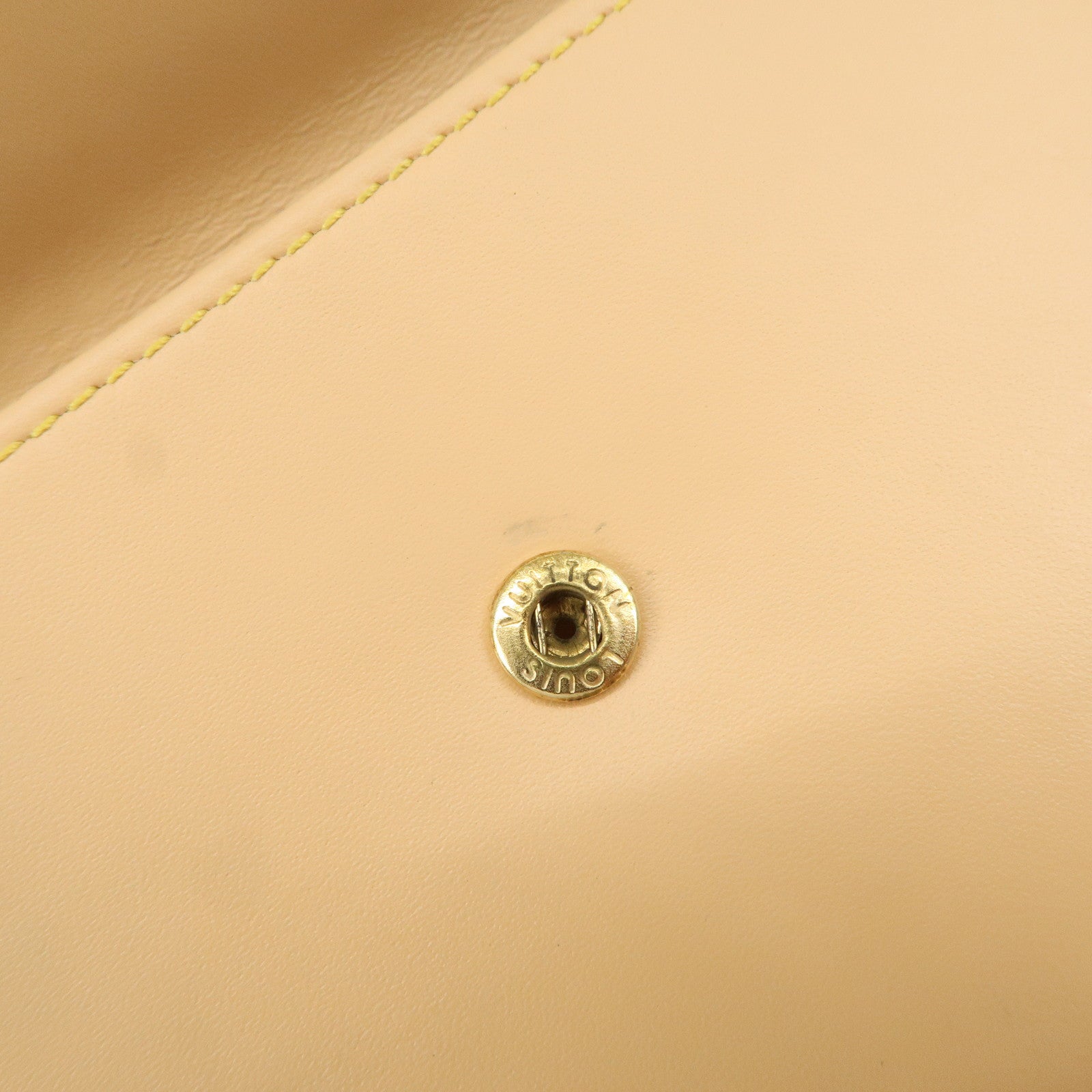 Louis Vuitton Monogram Multicolor Porte Trezor International M92658