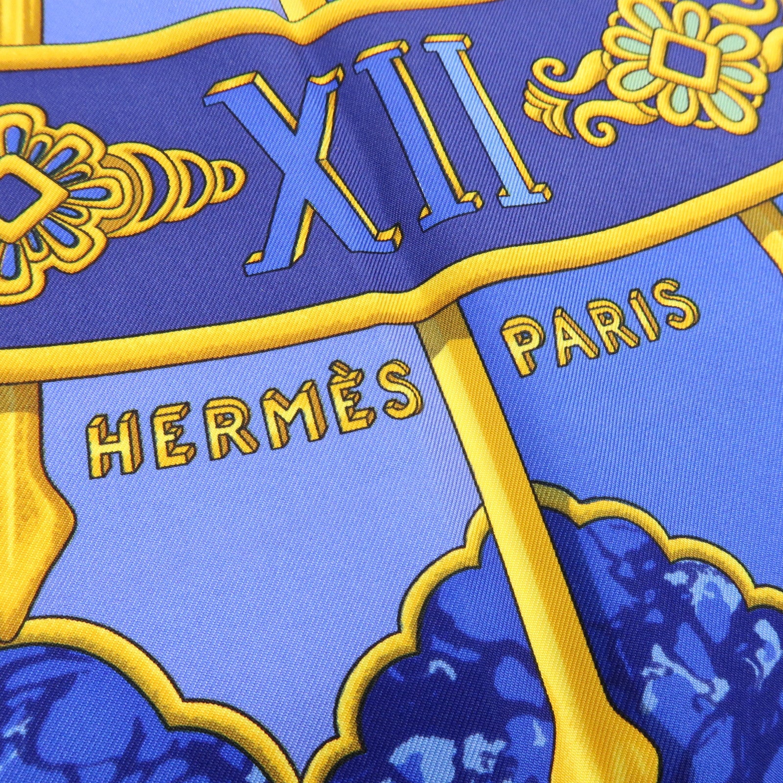 HERMES Carre 90 Silk 100% Scarf CARPE DIEM Blue Gold