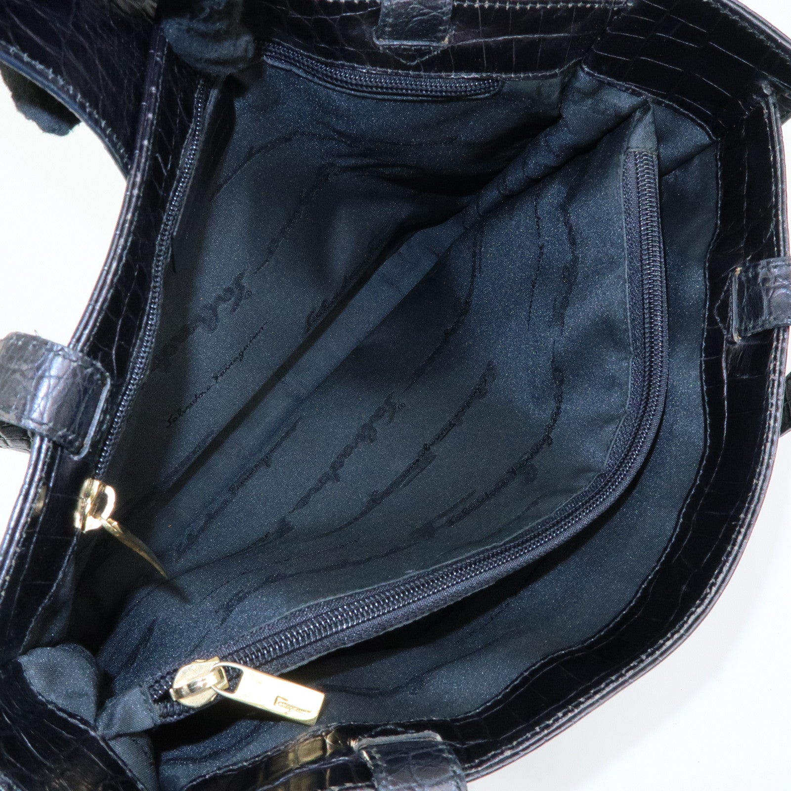Ferragamo Vara Embossed Leather Tote Bag Shoulder Bag Black