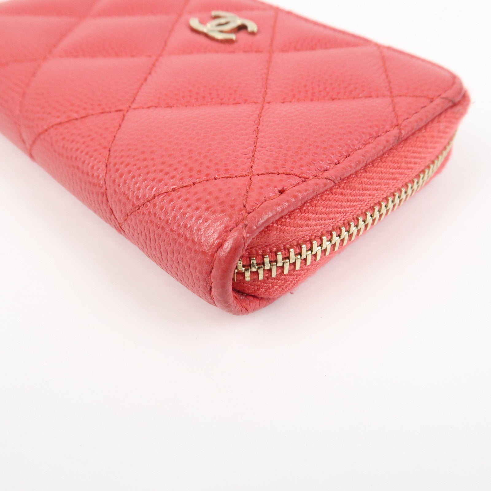 CHANEL COCO Mark Matelasse Caviarskin Classic Zippy CoinCase AP0216