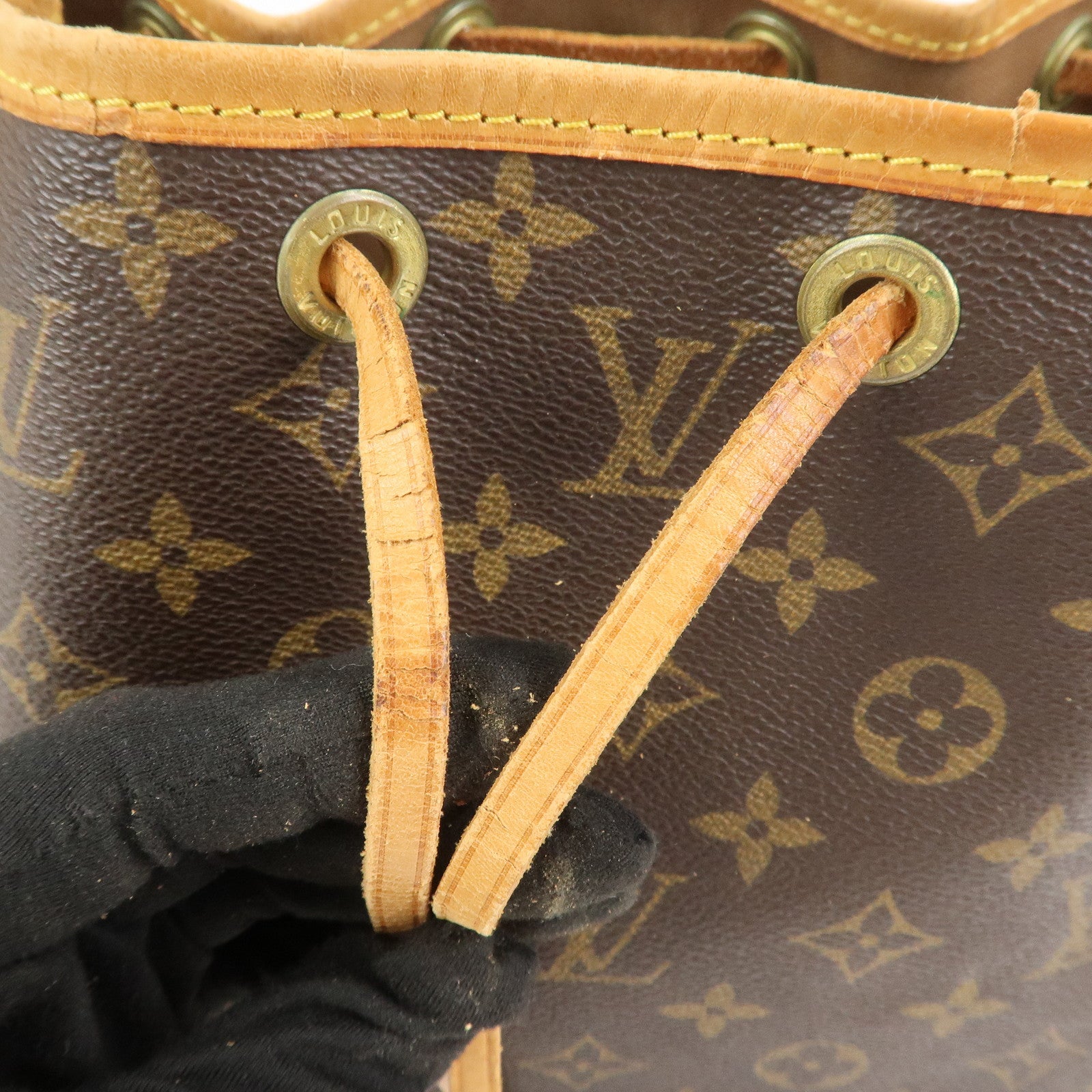 Louis Vuitton Monogram Petit Noe Shoulder Bag Brown M42226