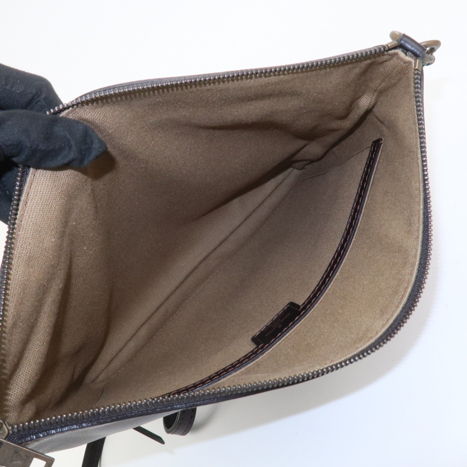 Louis Vuitton Utah  サックプラ Style Cafe M92073