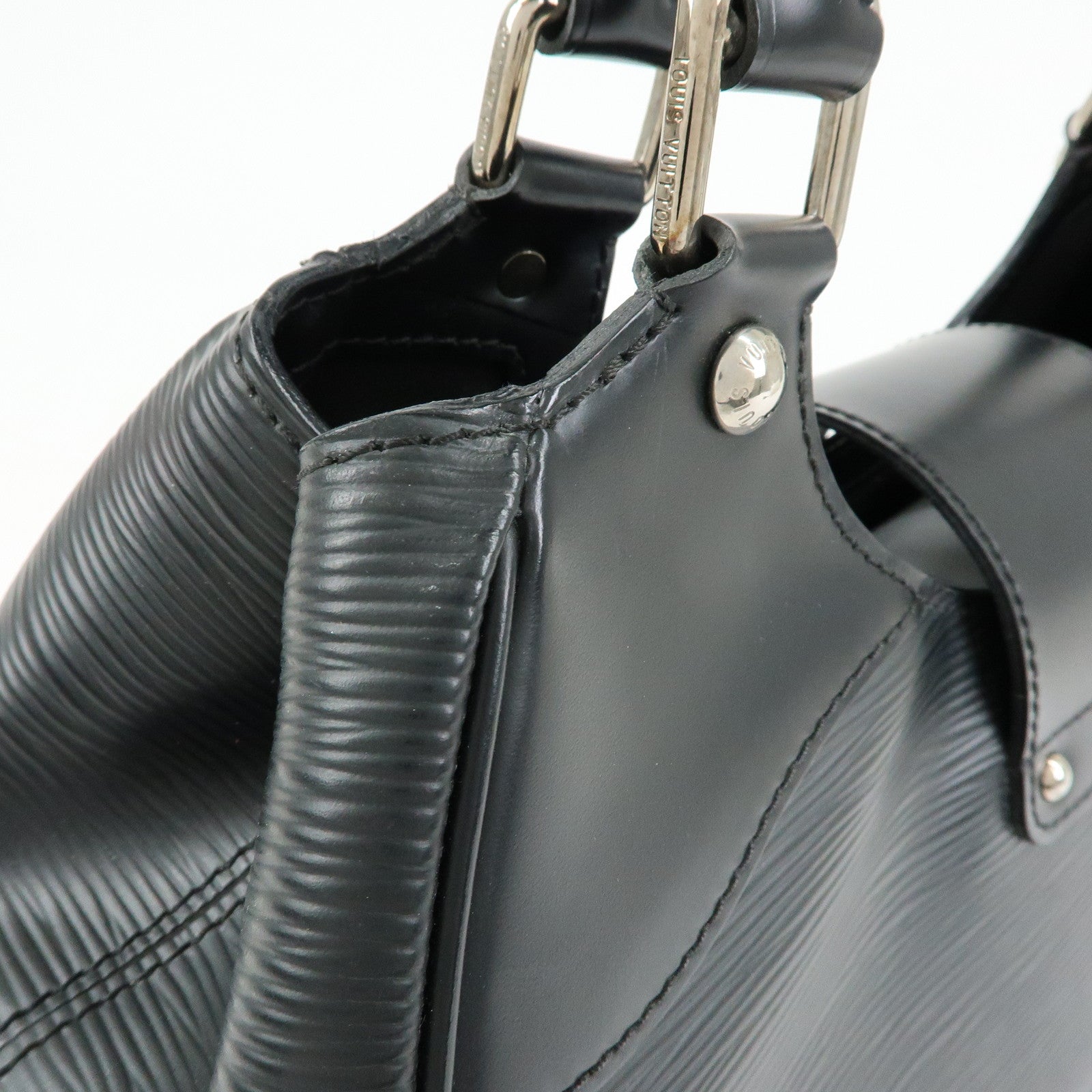 Louis Vuitton Epi Leather Sac Montaigne Hand Bag Noir Black M59302