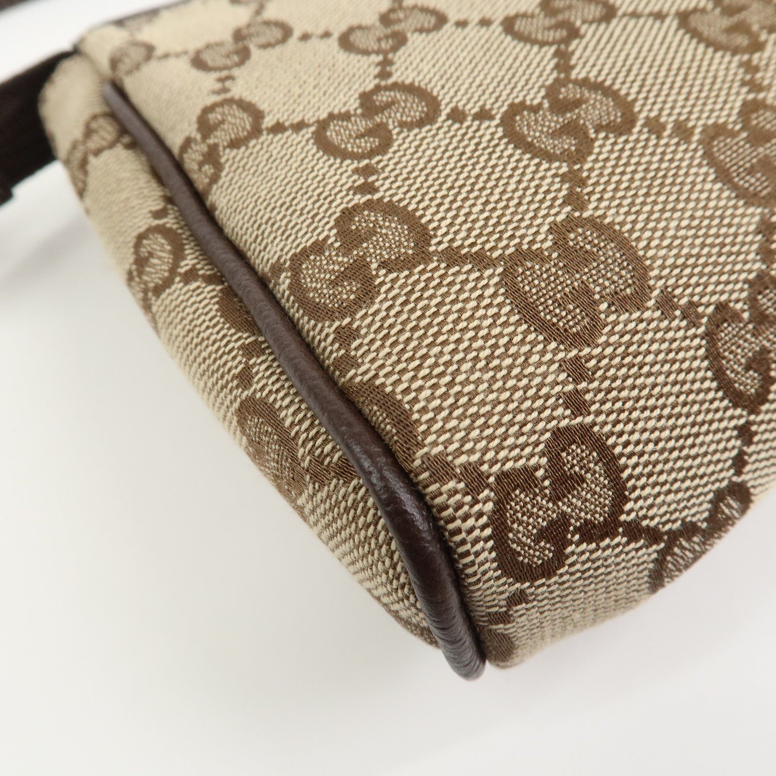 GUCCI GG Canvas Leather Accessory Pouch Hand Bag Brown 145750