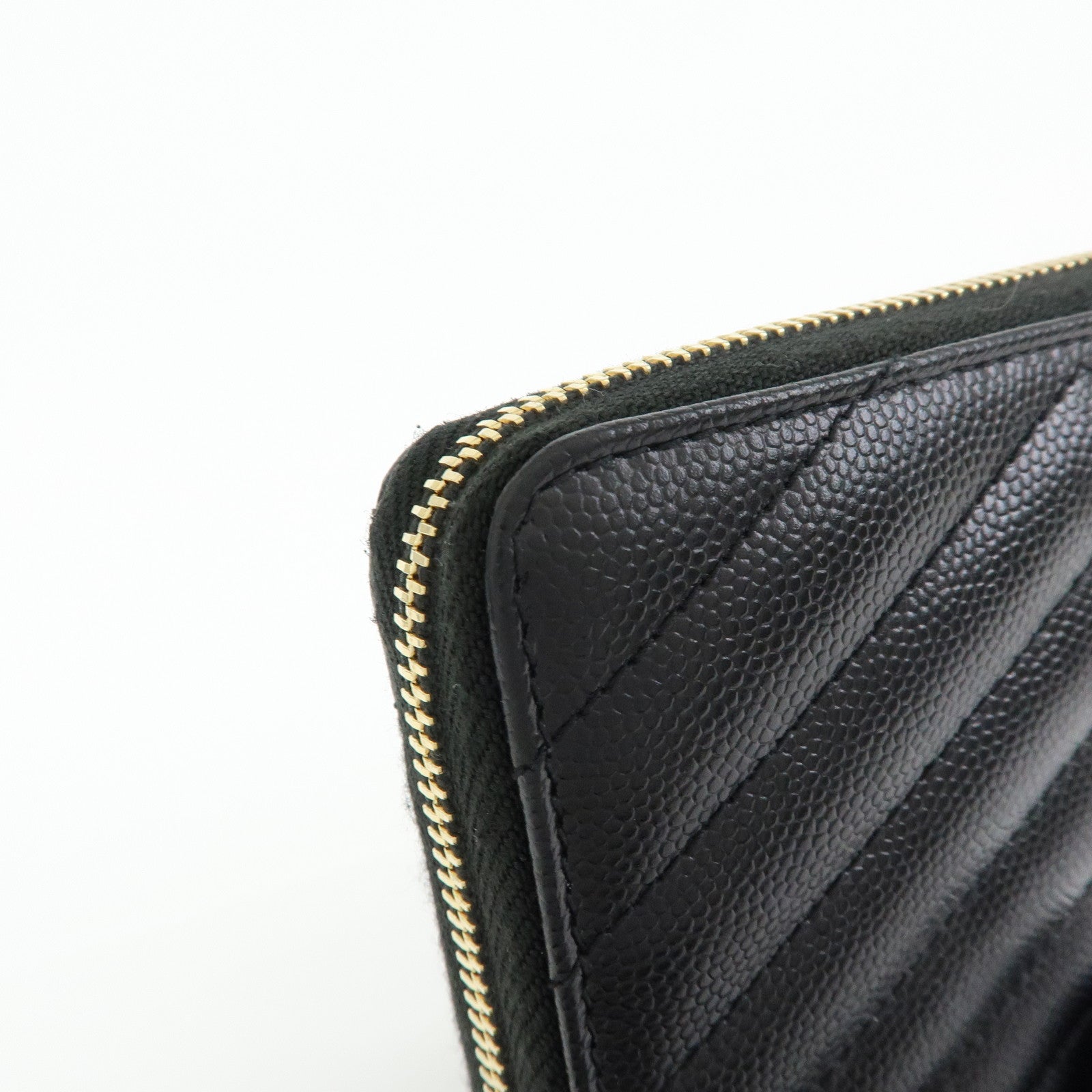 SAINT LAURENT PARIS Cassandra Leather Compact Wallet Black