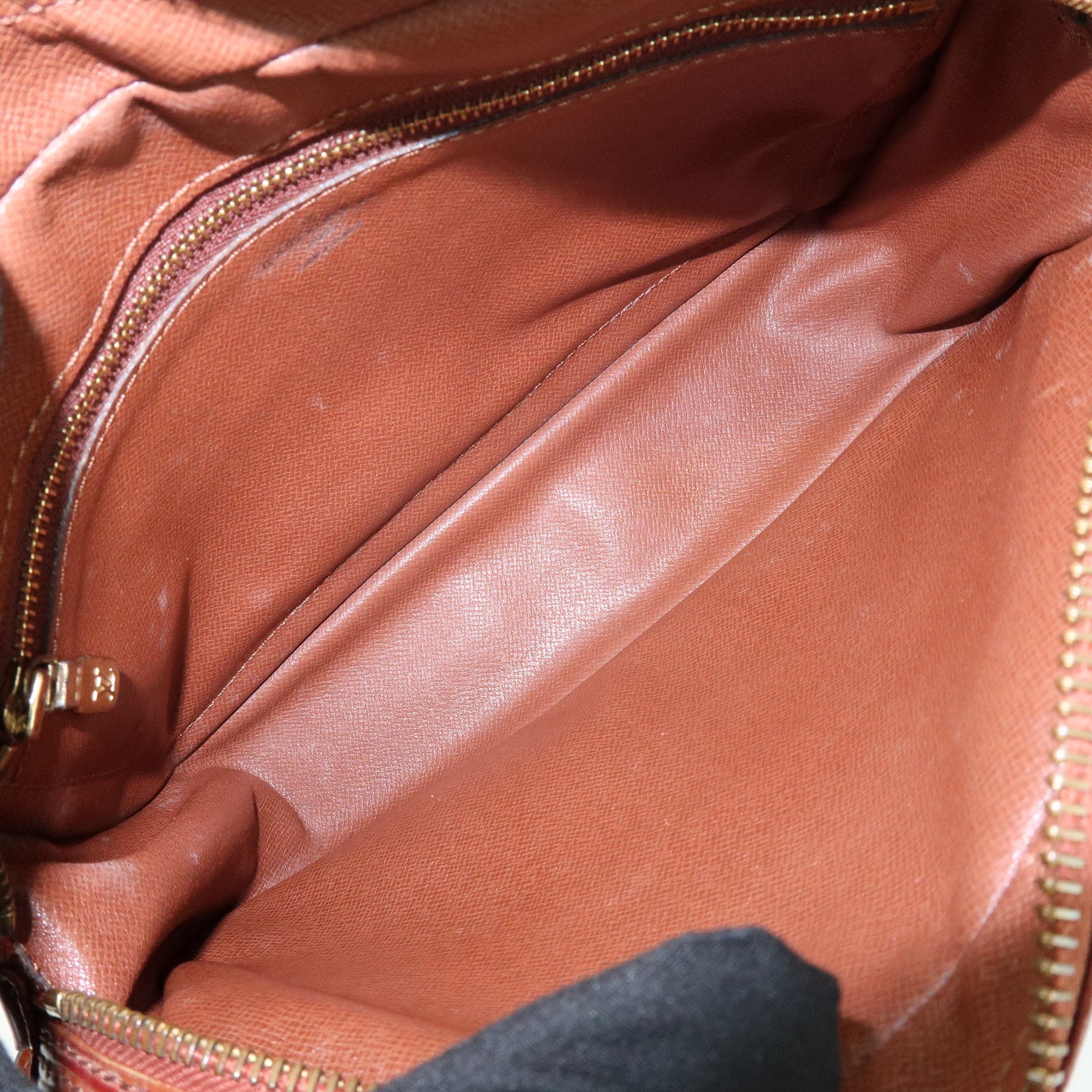 Louis Vuitton Epi Trocadero 24 Shoulder Bag Brown M52313