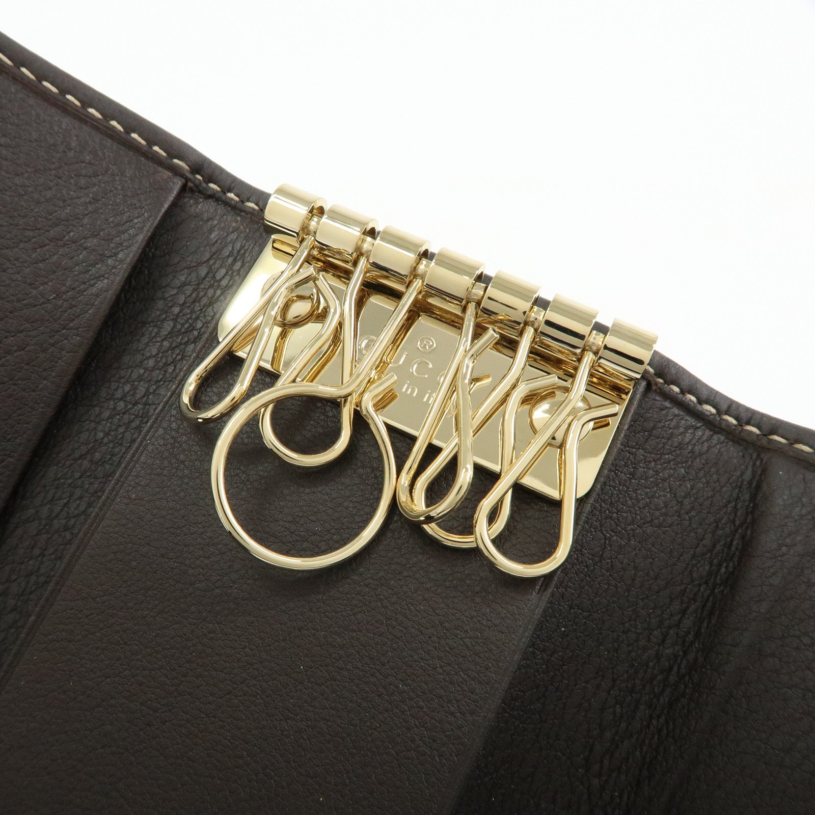 GUCCI Interlocking G Lovery Heart GG Canvas 6 Ring Key Case 257217
