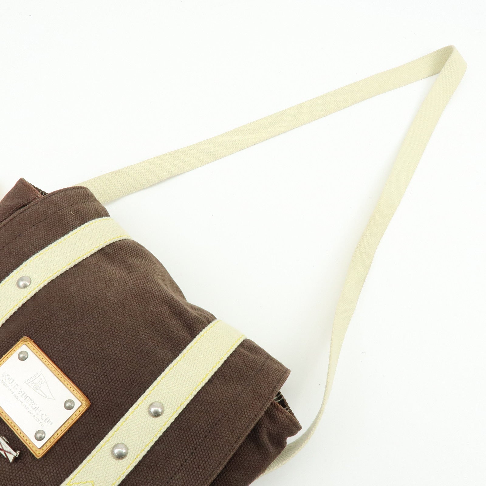 Louis Vuitton Antigua Besace PM Canvas Shoulder Bag Mocha M80661