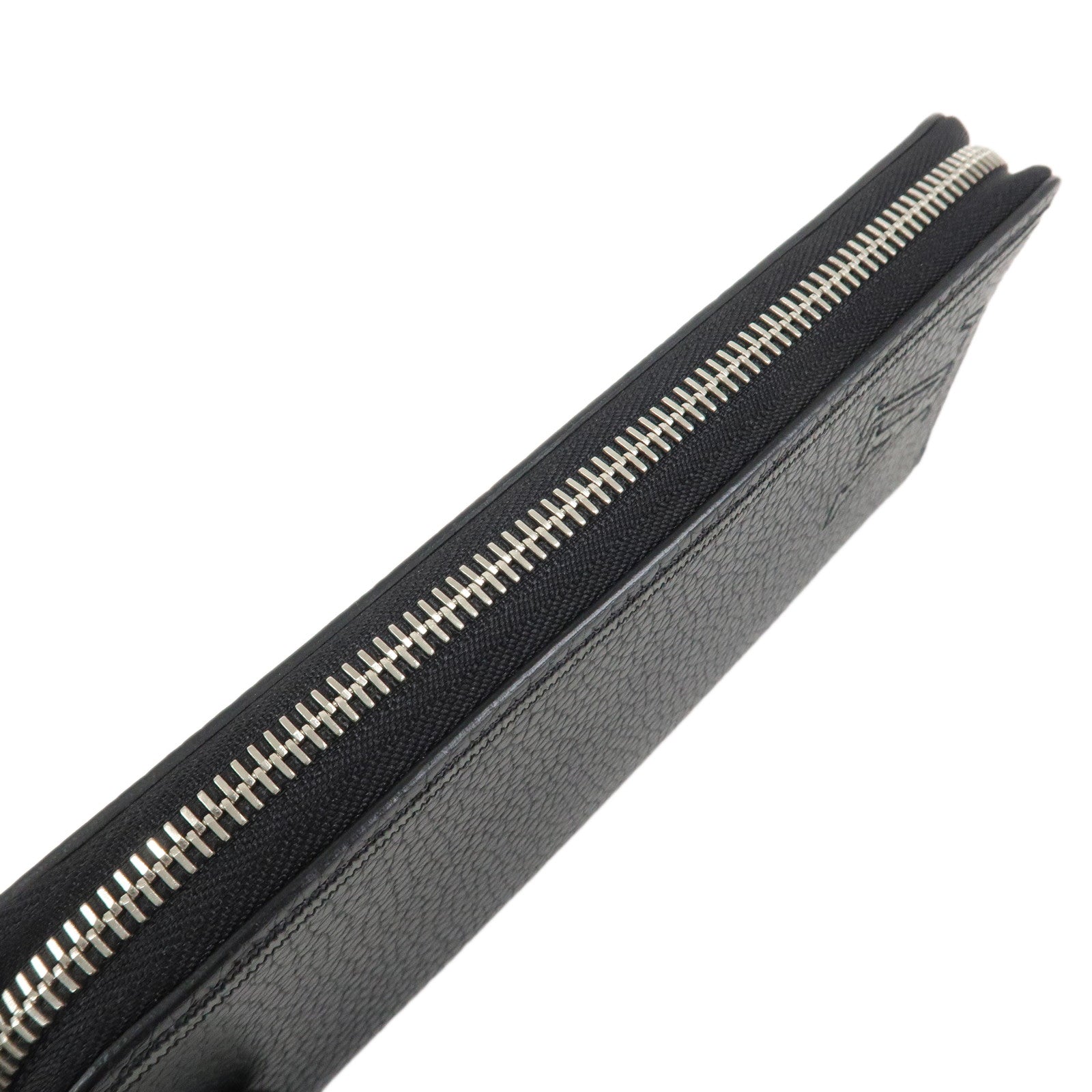 Louis Vuitton Torillon Leather Vertical Zippy Wallet Black M68228